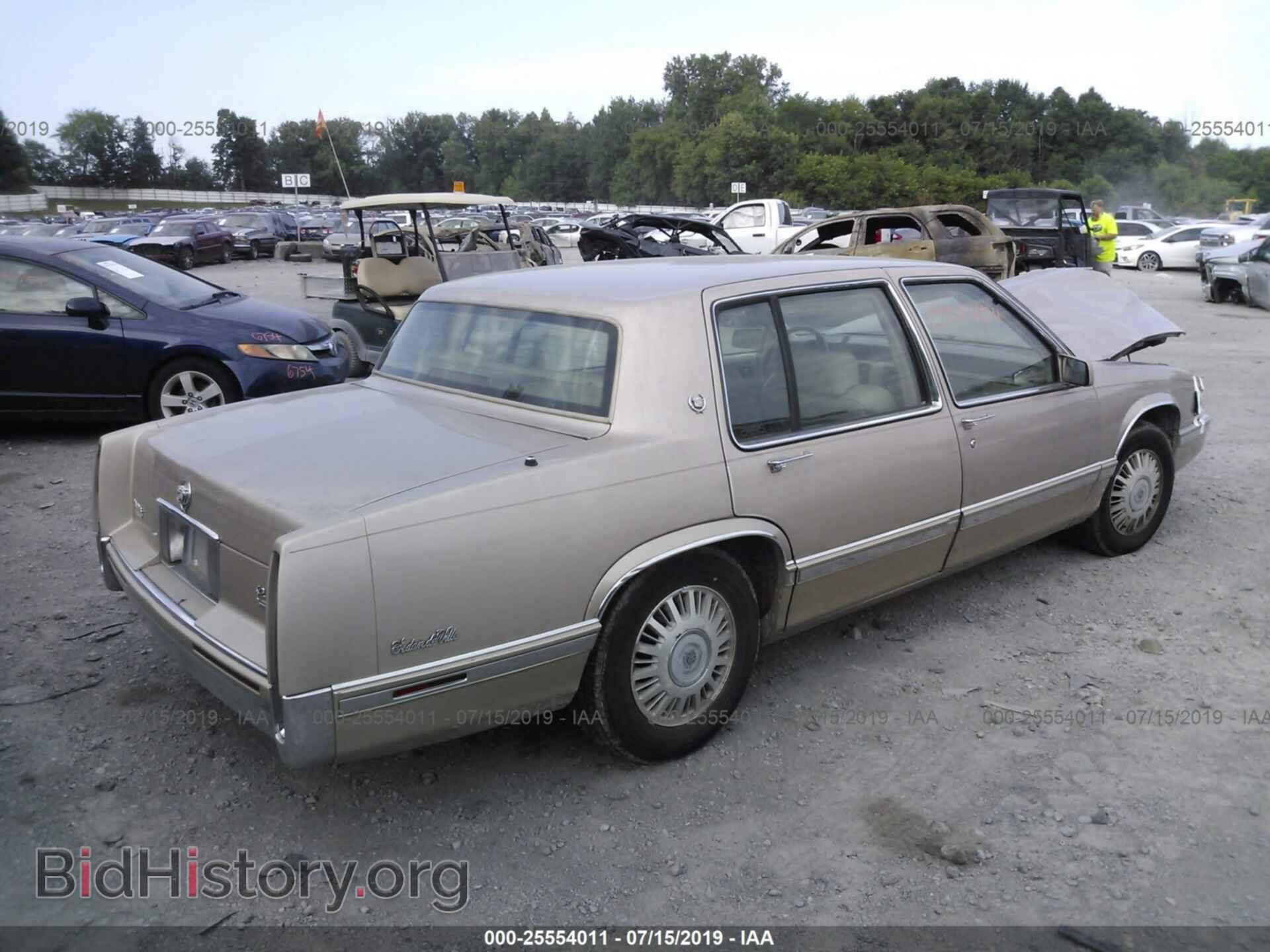 1993 CADILLAC DEVILLE - VIN: 1G6CD53B3P4205524 - Фото 4