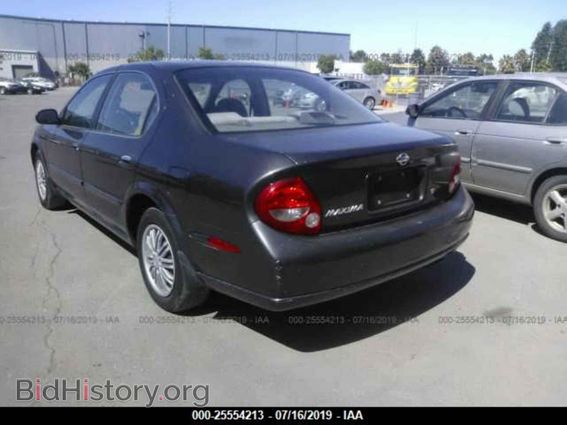 2000 NISSAN MAXIMA - VIN: JN1CA31D9YT514651 - Фото 3