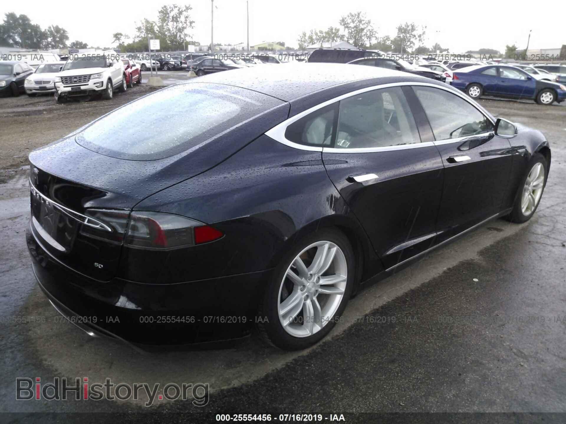 2013 TESLA MODEL S - VIN: 5YJSA1DG8DFP17837 - Photo 4