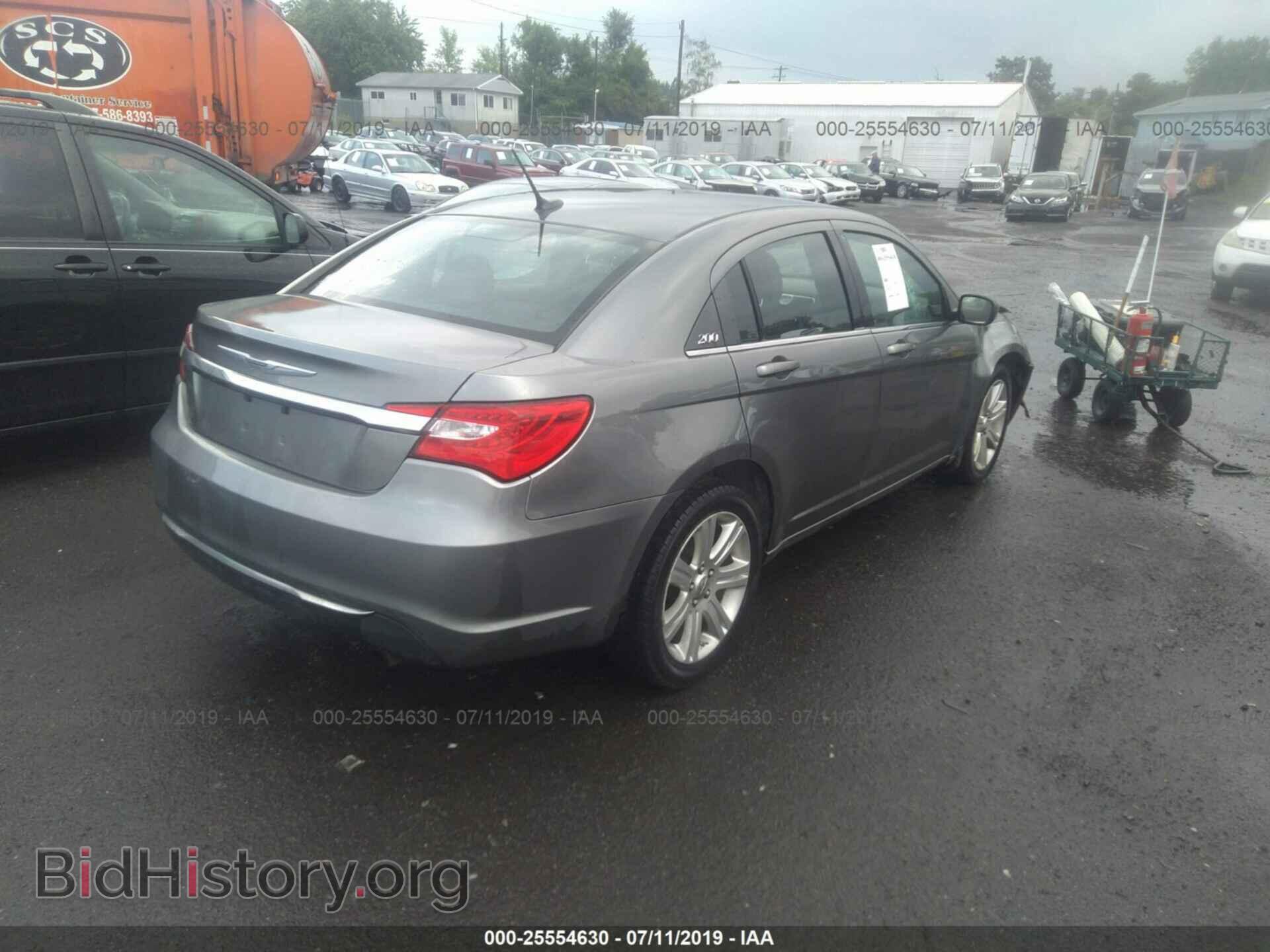 2013 CHRYSLER 200 - VIN: 1C3CCBAB7DN761816 - Photo 4