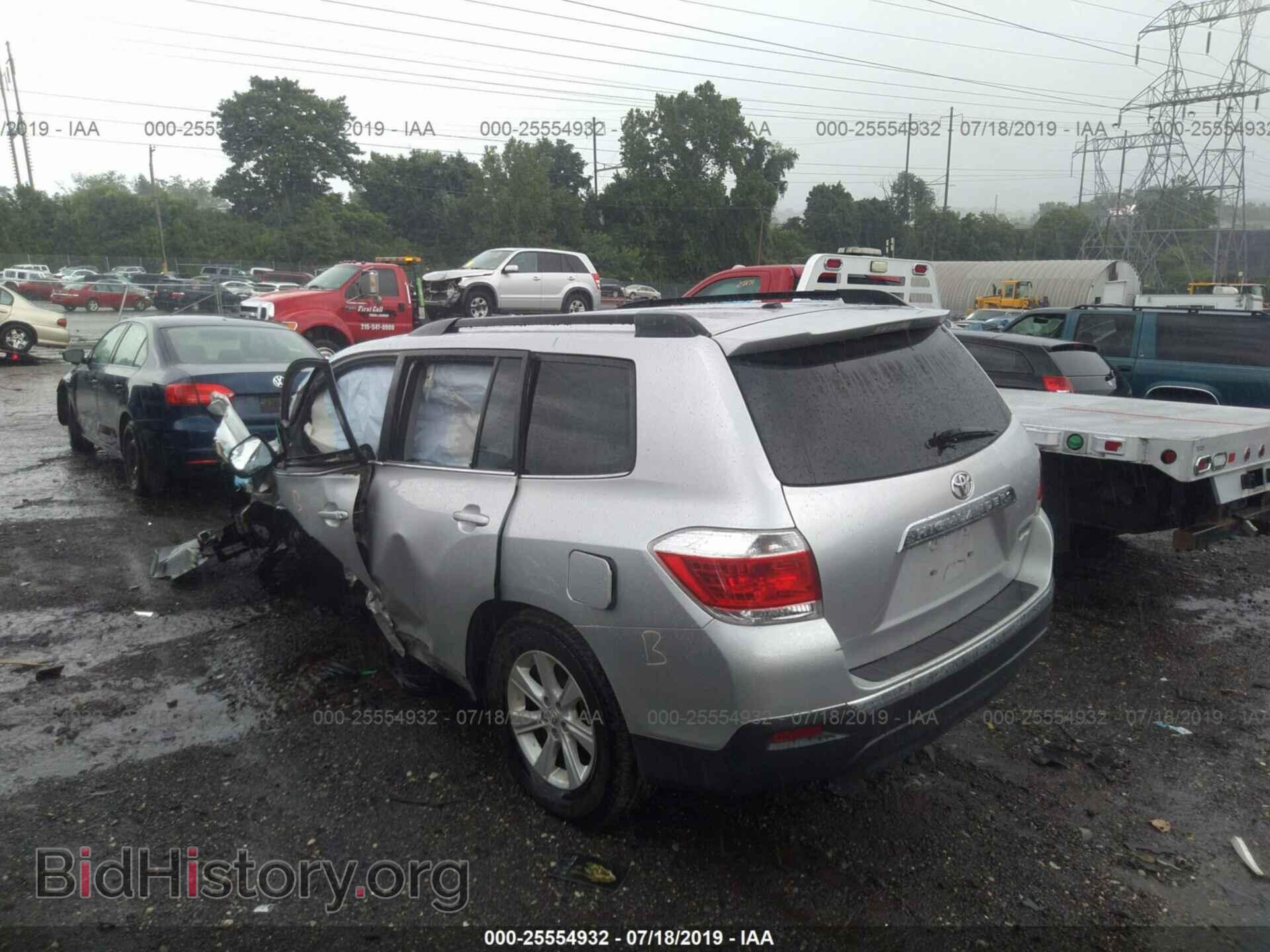 2011 TOYOTA HIGHLANDER - VIN: 5TDBK3EH2BS046352 - Фото 3