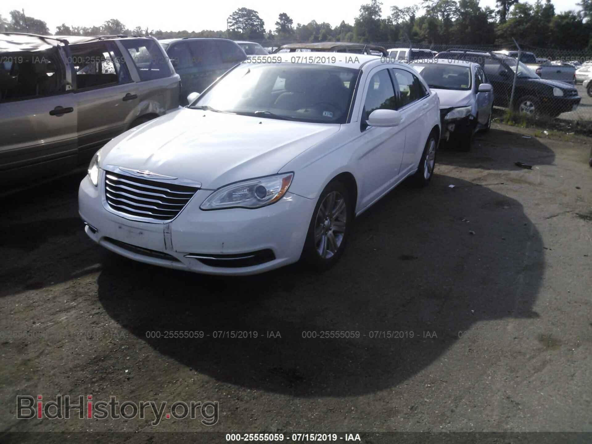 2012 CHRYSLER 200 - VIN: 1C3CCBBB7CN119688 - Фото 2