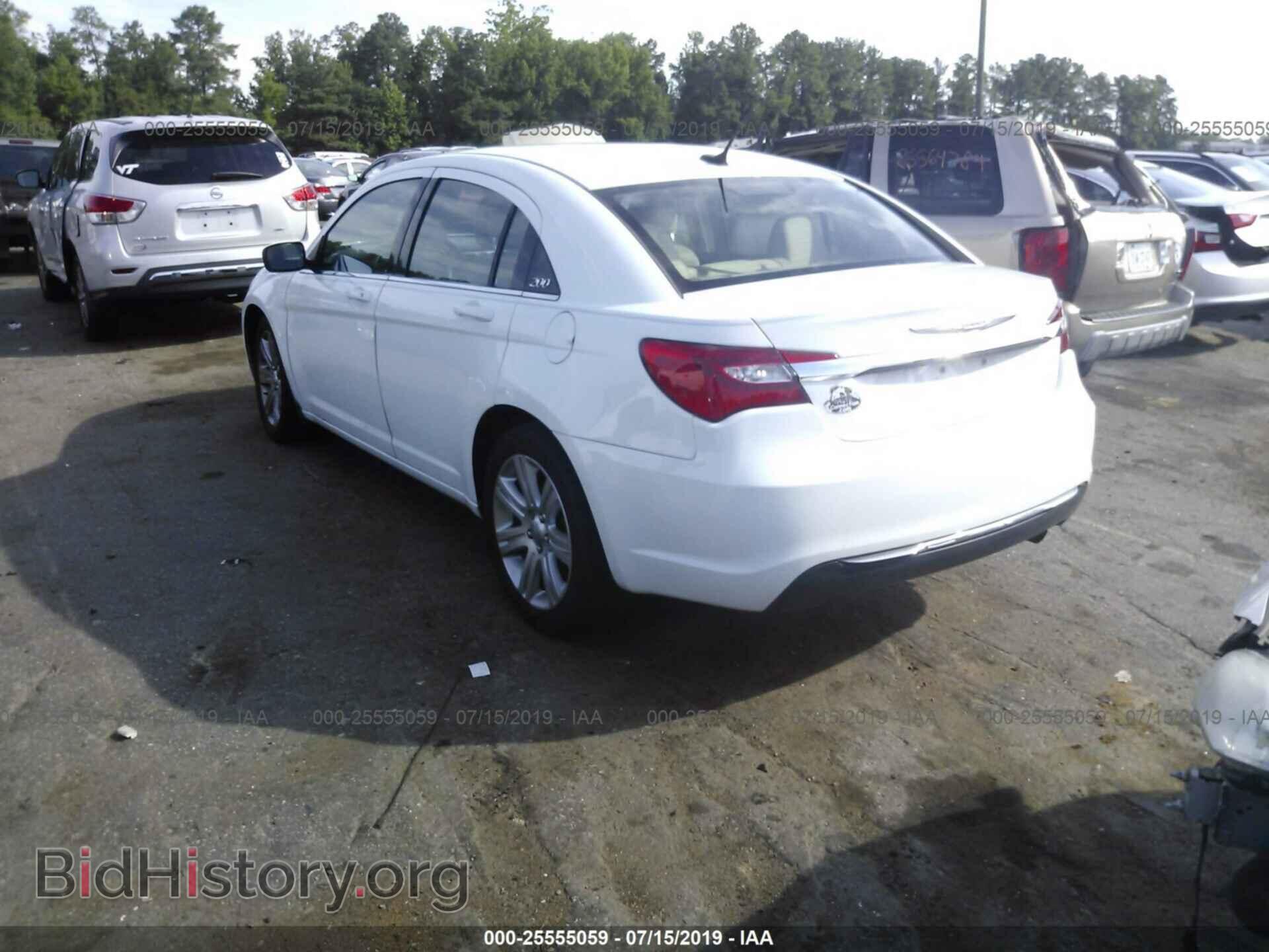 2012 CHRYSLER 200 - VIN: 1C3CCBBB7CN119688 - Фото 3