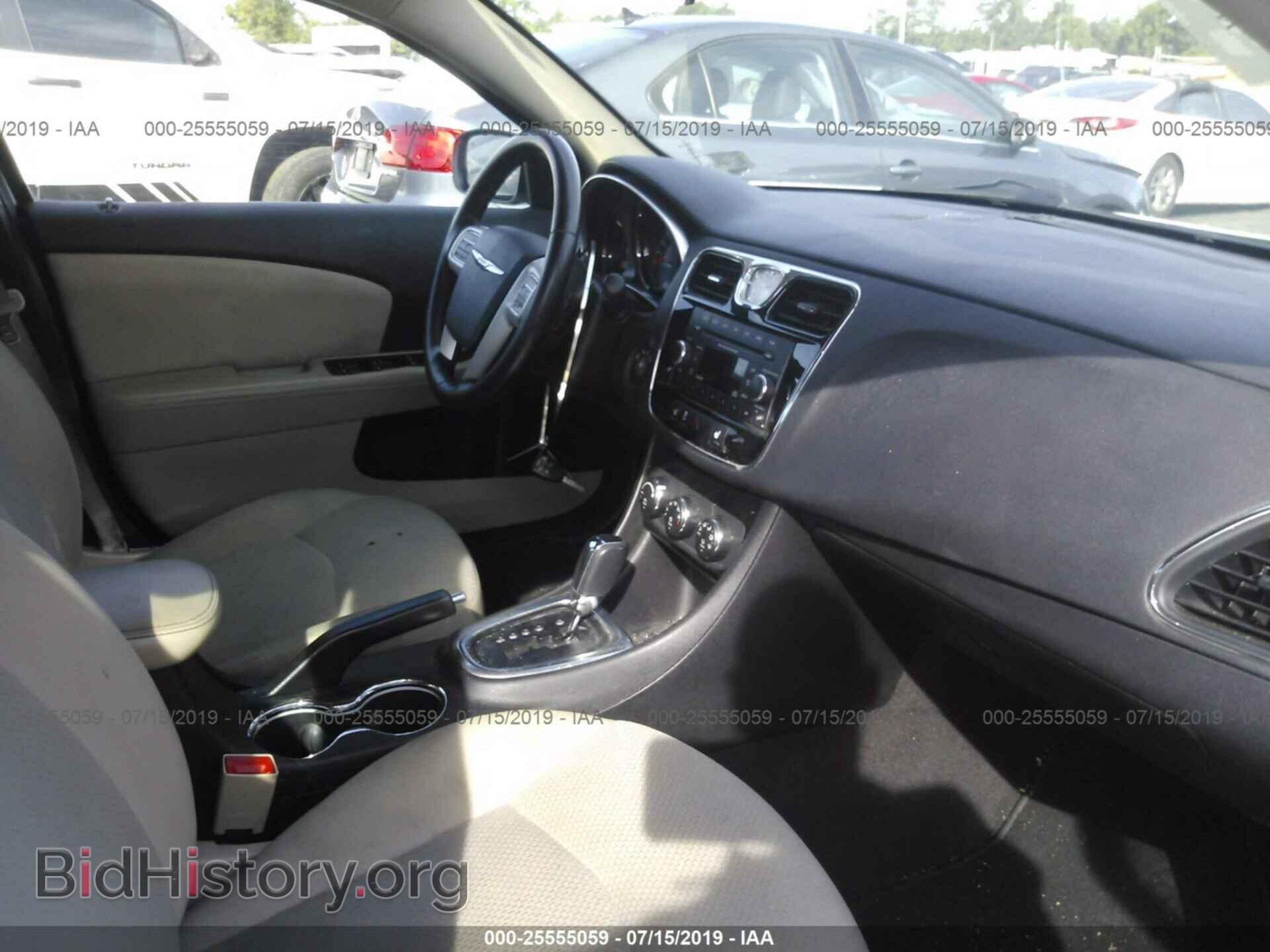 2012 CHRYSLER 200 - VIN: 1C3CCBBB7CN119688 - Фото 5