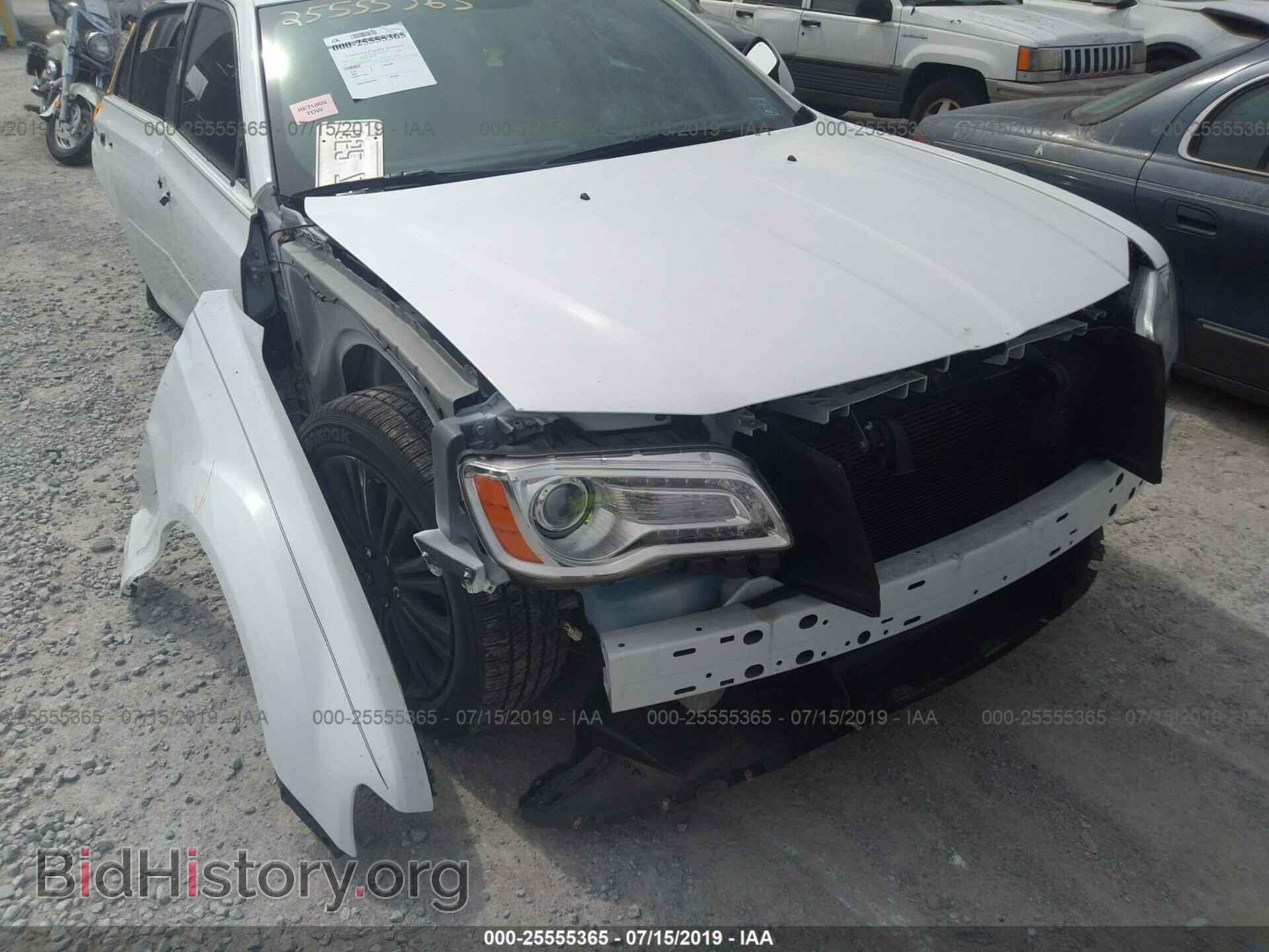 2014 CHRYSLER 300 - VIN: 2C3CCARG5EH383807 - Фото 6