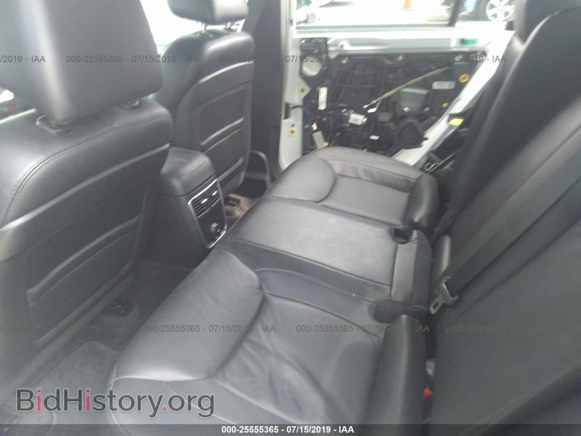 2014 CHRYSLER 300 - VIN: 2C3CCARG5EH383807 - Фото 8