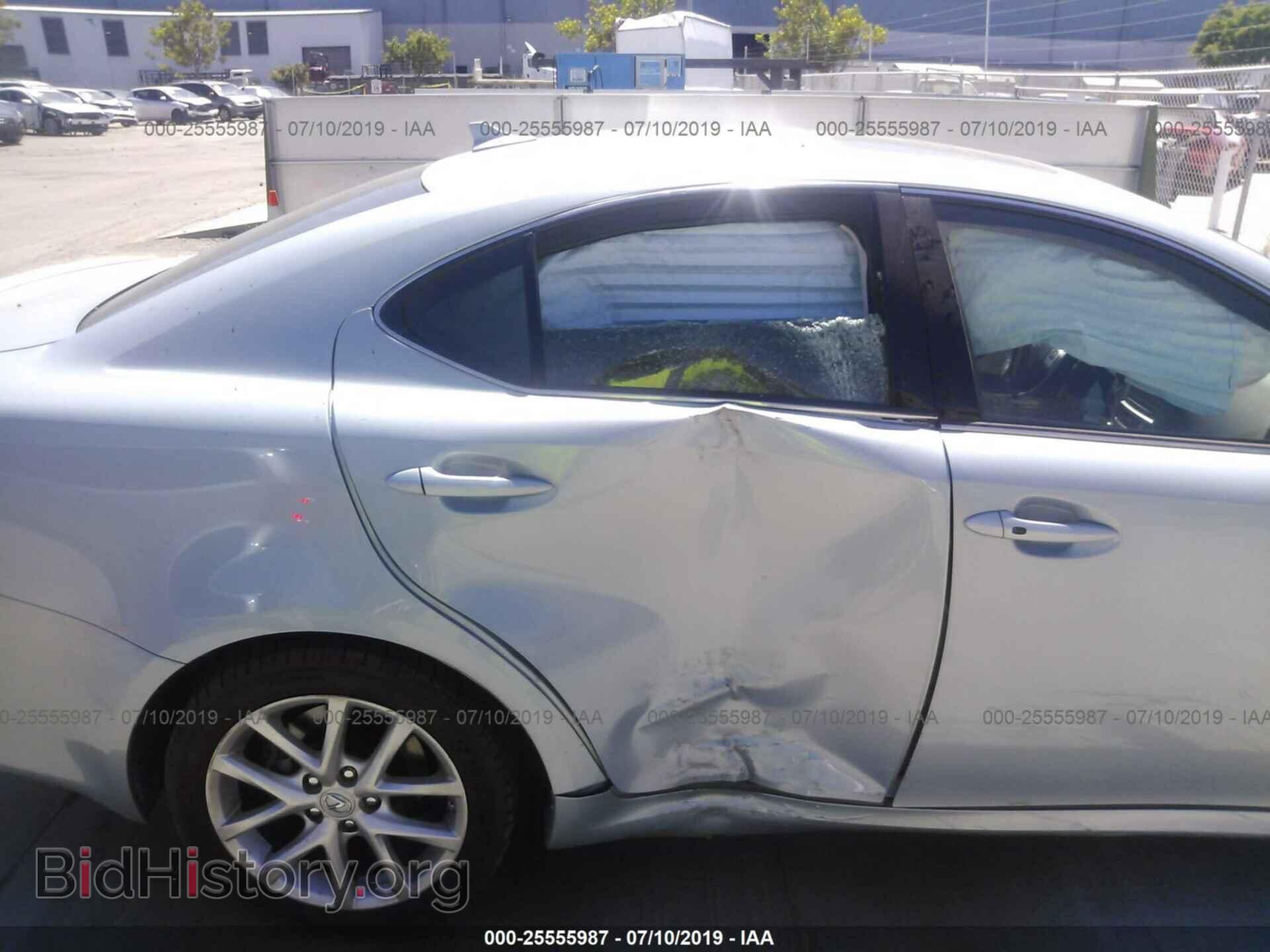 2011 LEXUS IS - VIN: JTHBF5C20B5139504 - Фото 6