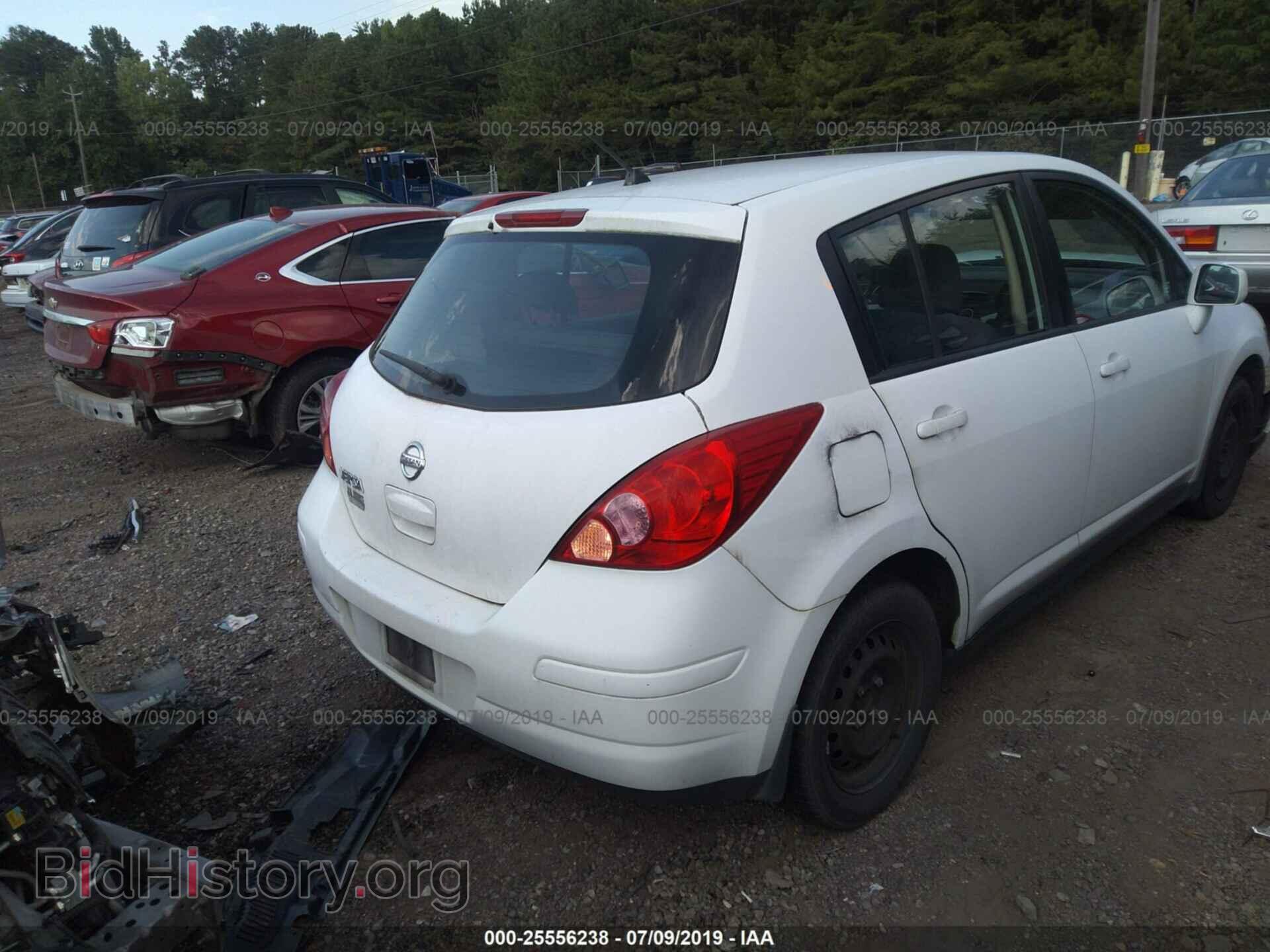 2008 NISSAN VERSA - VIN: 3N1BC13E88L462529 - Фото 4