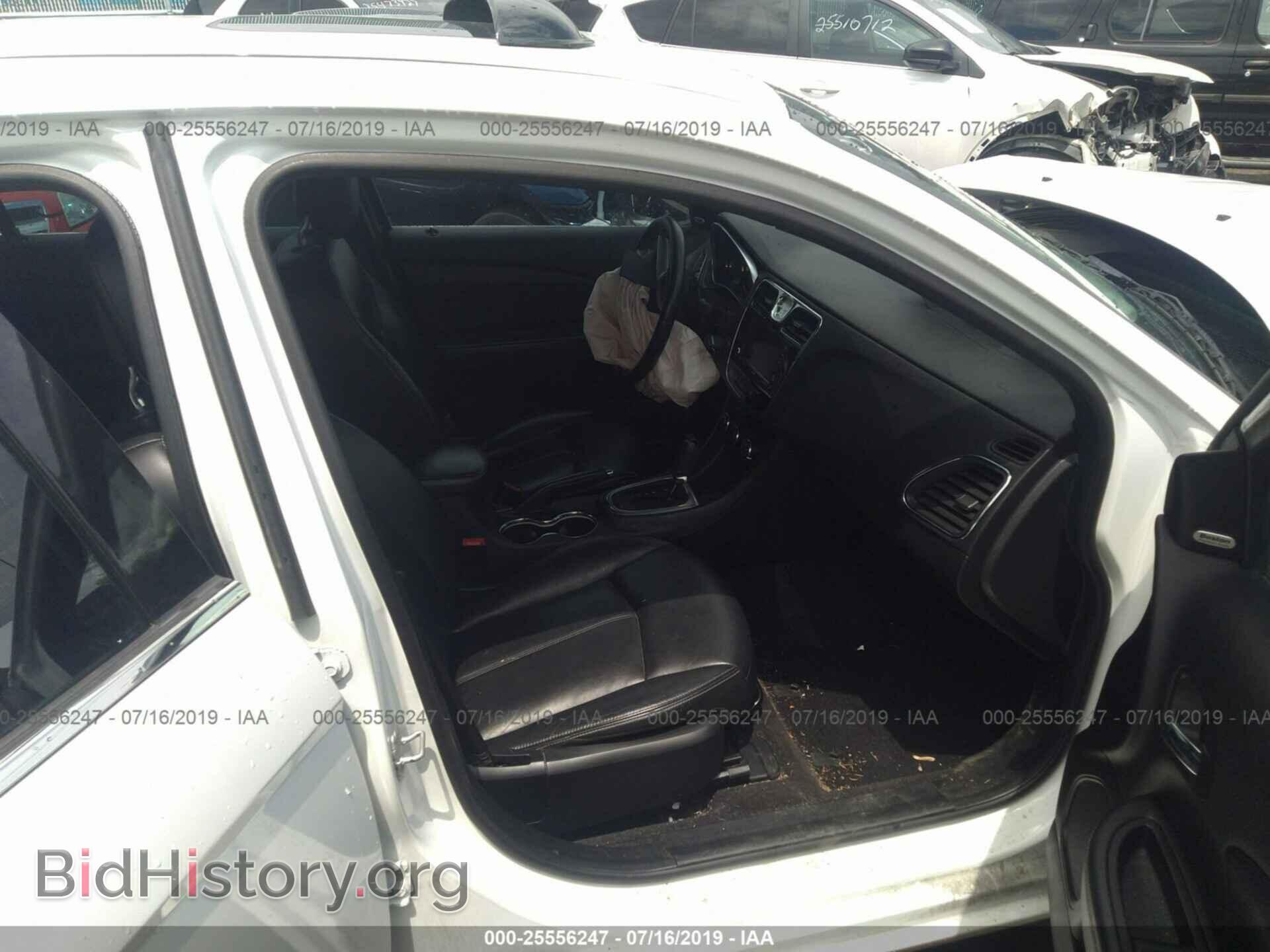 2014 CHRYSLER 200 - VIN: 1C3CCBCG6EN177157 - Фото 5