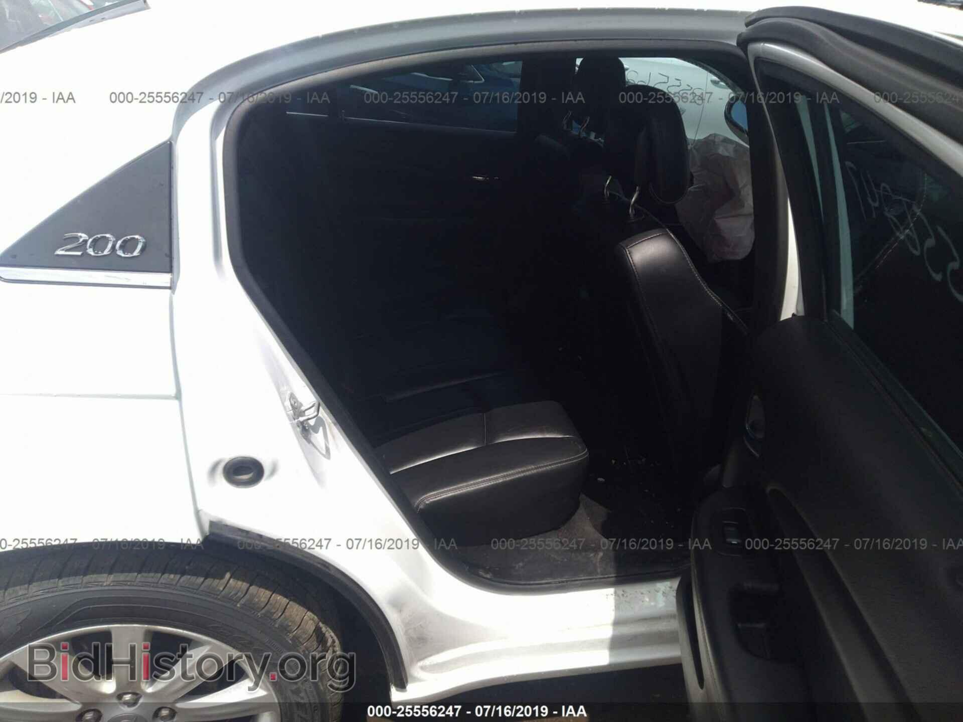2014 CHRYSLER 200 - VIN: 1C3CCBCG6EN177157 - Фото 8