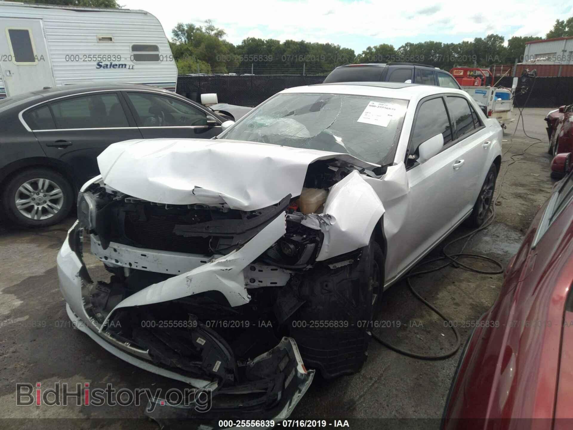 2015 CHRYSLER 300 - VIN: 2C3CCAGG3FH899748 - Photo 2