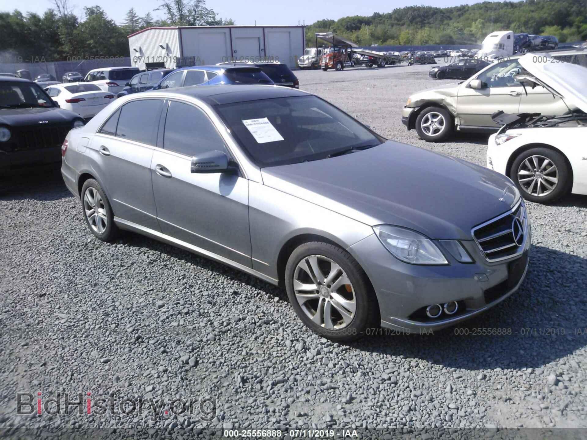 Photo WDDHF8HB7BA446686 - MERCEDES-BENZ E 2011