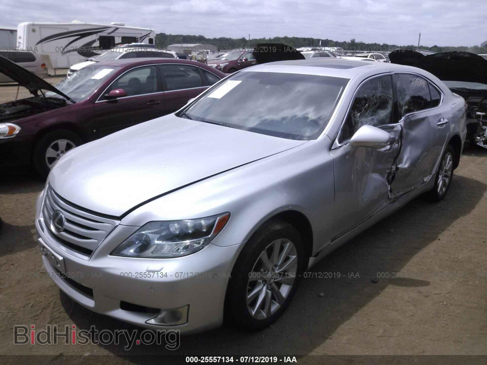 2011 LEXUS LS - VIN: JTHDU1EF6B5014403 - Фото 2