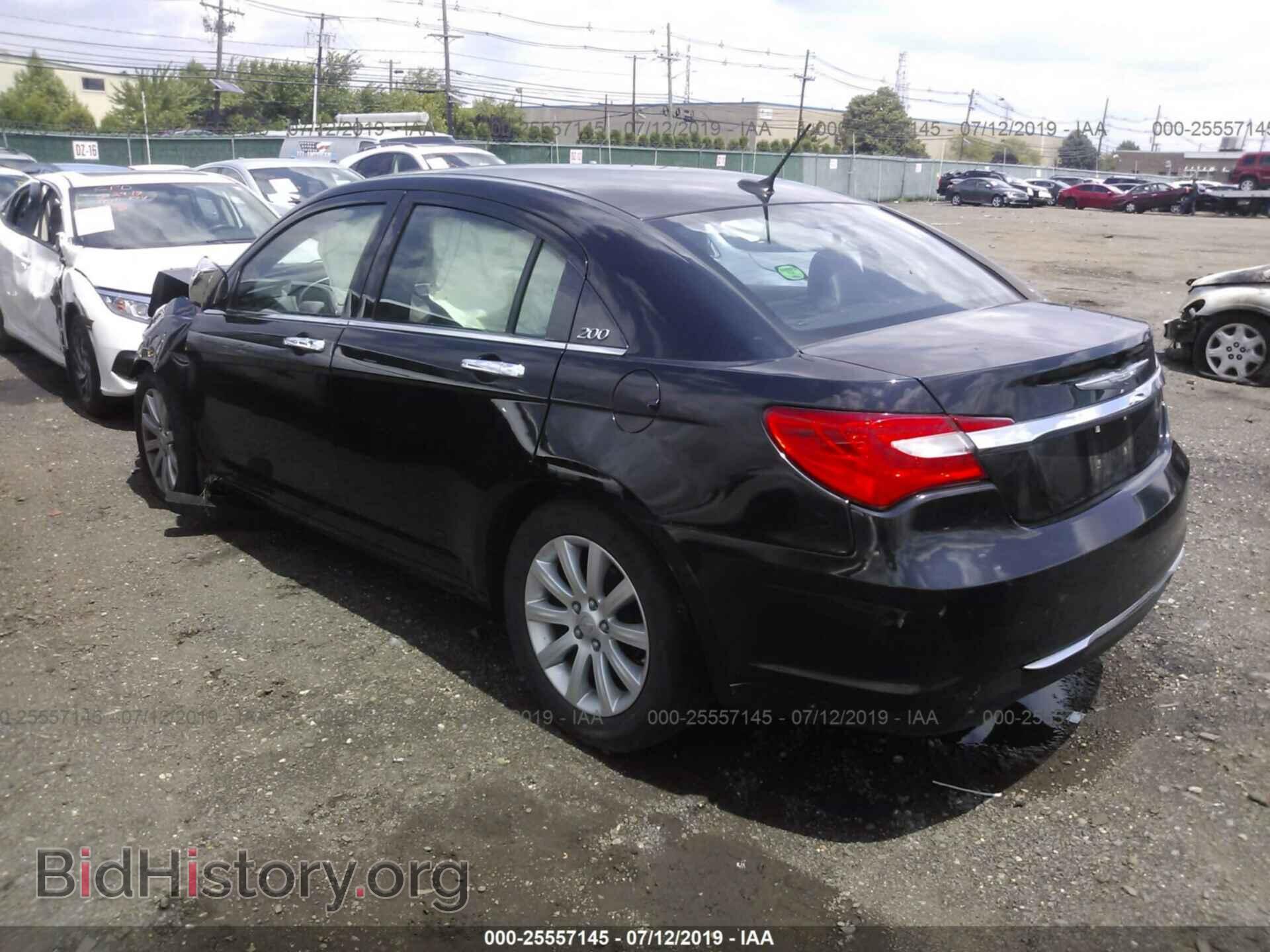 2013 CHRYSLER 200 - VIN: 1C3CCBCG8DN638941 - Фото 3
