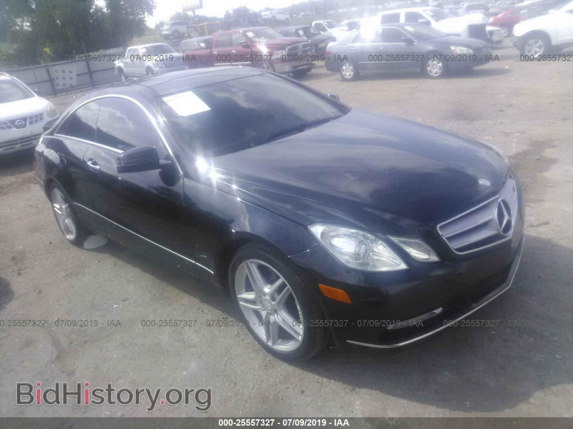 Photo WDDKJ5KB7DF189546 - MERCEDES-BENZ E 2013