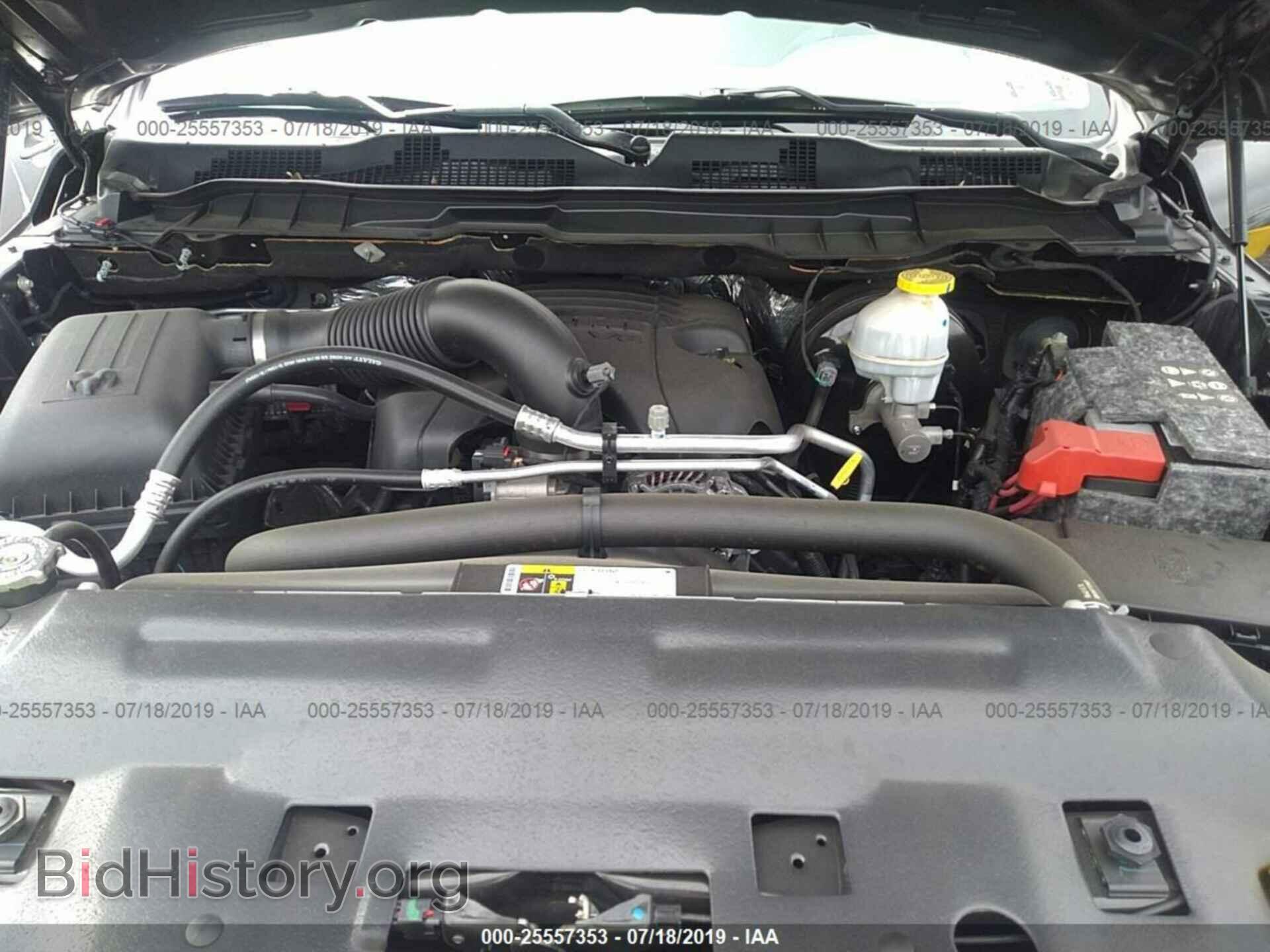 2017 RAM 1500 - VIN: 3C6RR7LT2HG642990 - Фото 10