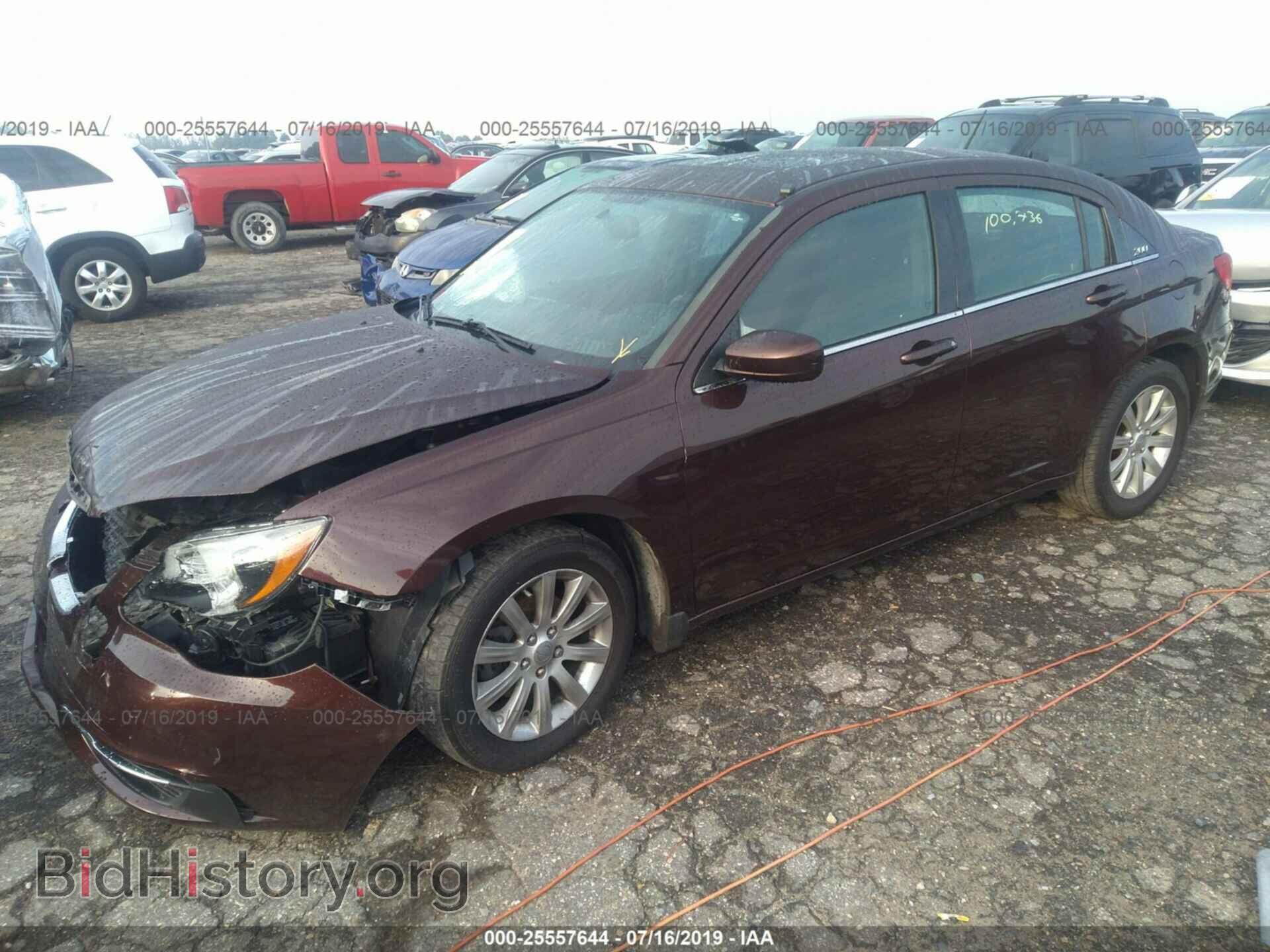 2012 CHRYSLER 200 - VIN: 1C3CCBBB1CN289268 - Фото 2