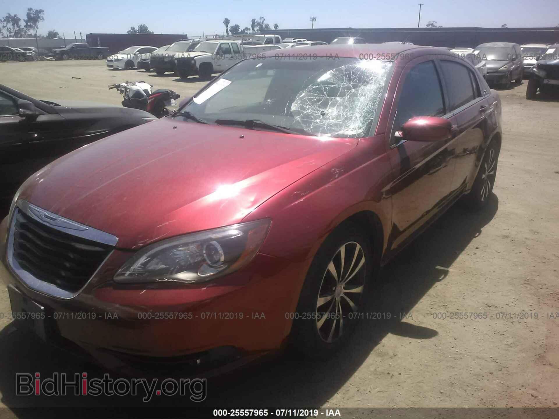 2012 CHRYSLER 200 - VIN: 1C3CCBHG5CN221705 - Фото 6