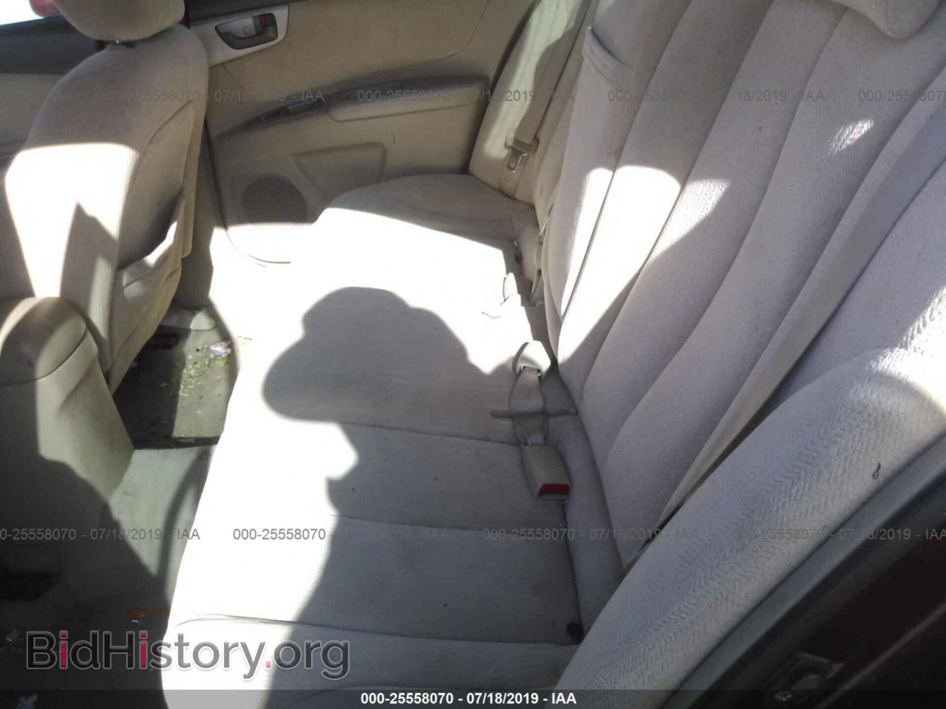 2006 KIA OPTIMA - VIN: KNAGE123765048245 - Фото 8