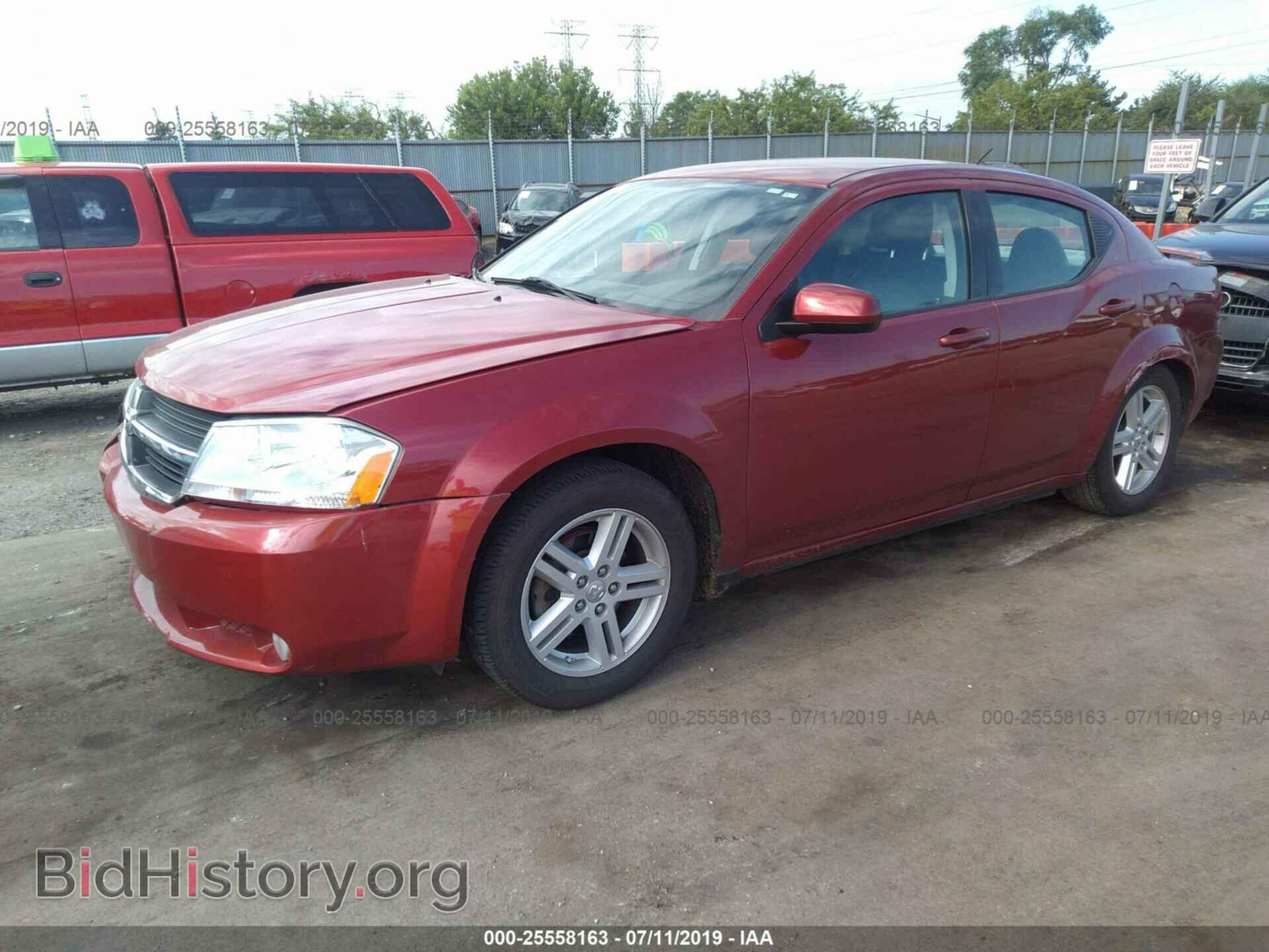 2010 DODGE AVENGER - VIN: 1B3CC5FB5AN198977 - Photo 2