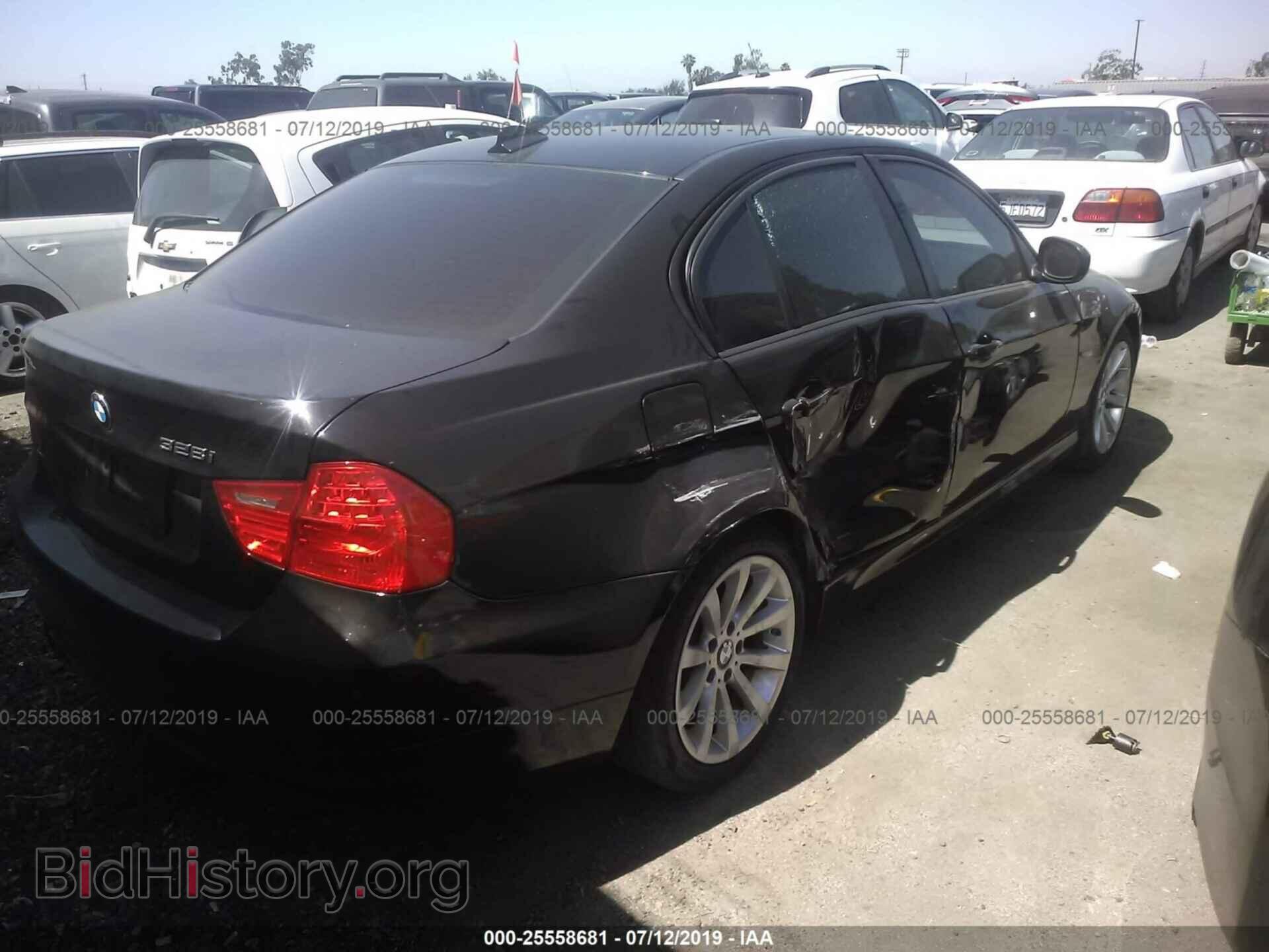 2011 BMW 328 - VIN: WBAPH5G57BNN59134 - Фото 4