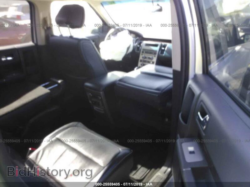 2011 Ford FLEX (VIN 2FMGK5CC1BBD22462) — фото 8 из 10