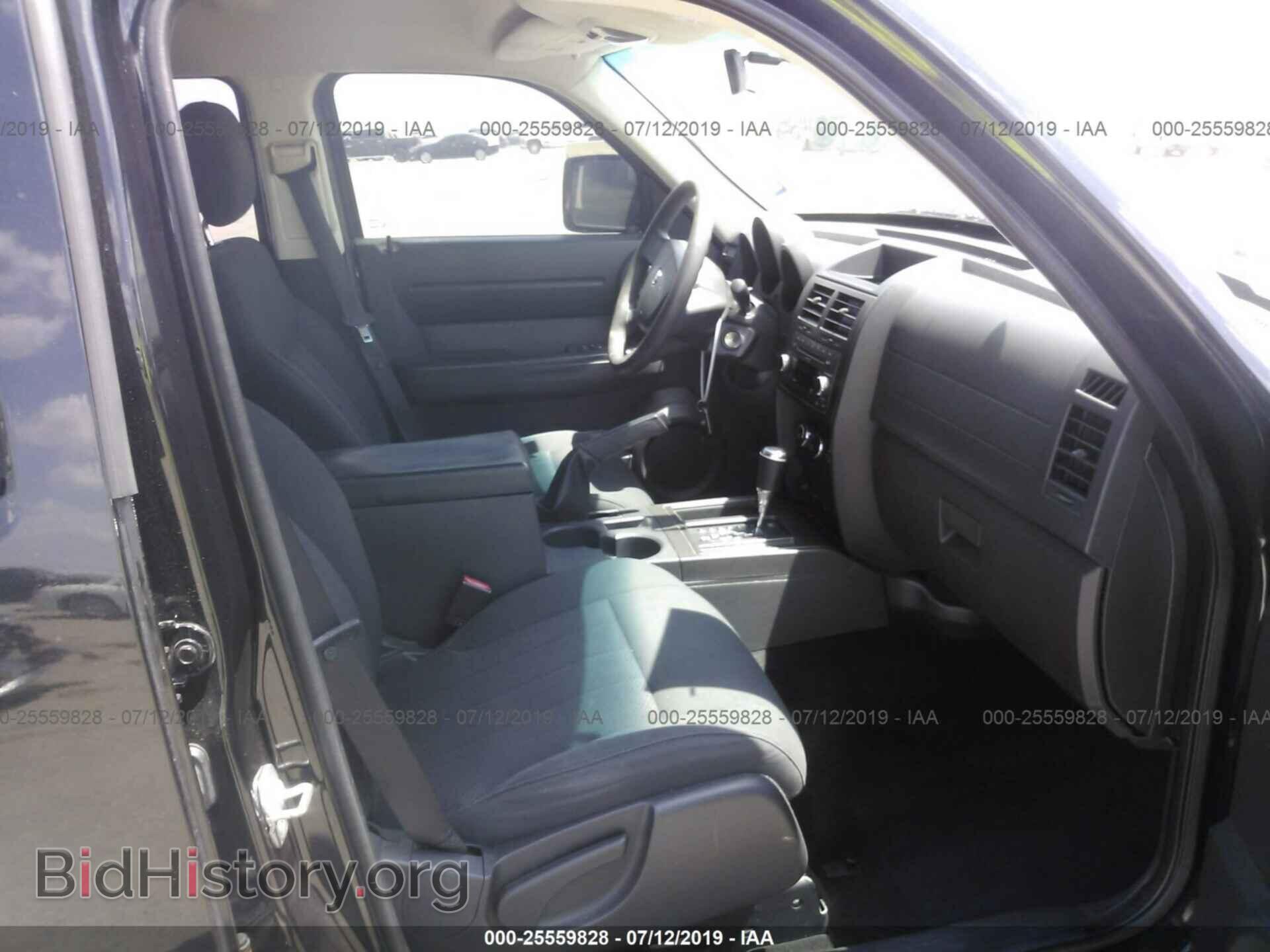 2011 DODGE NITRO - VIN: 1D4PT2GK2BW500219 - Photo 5