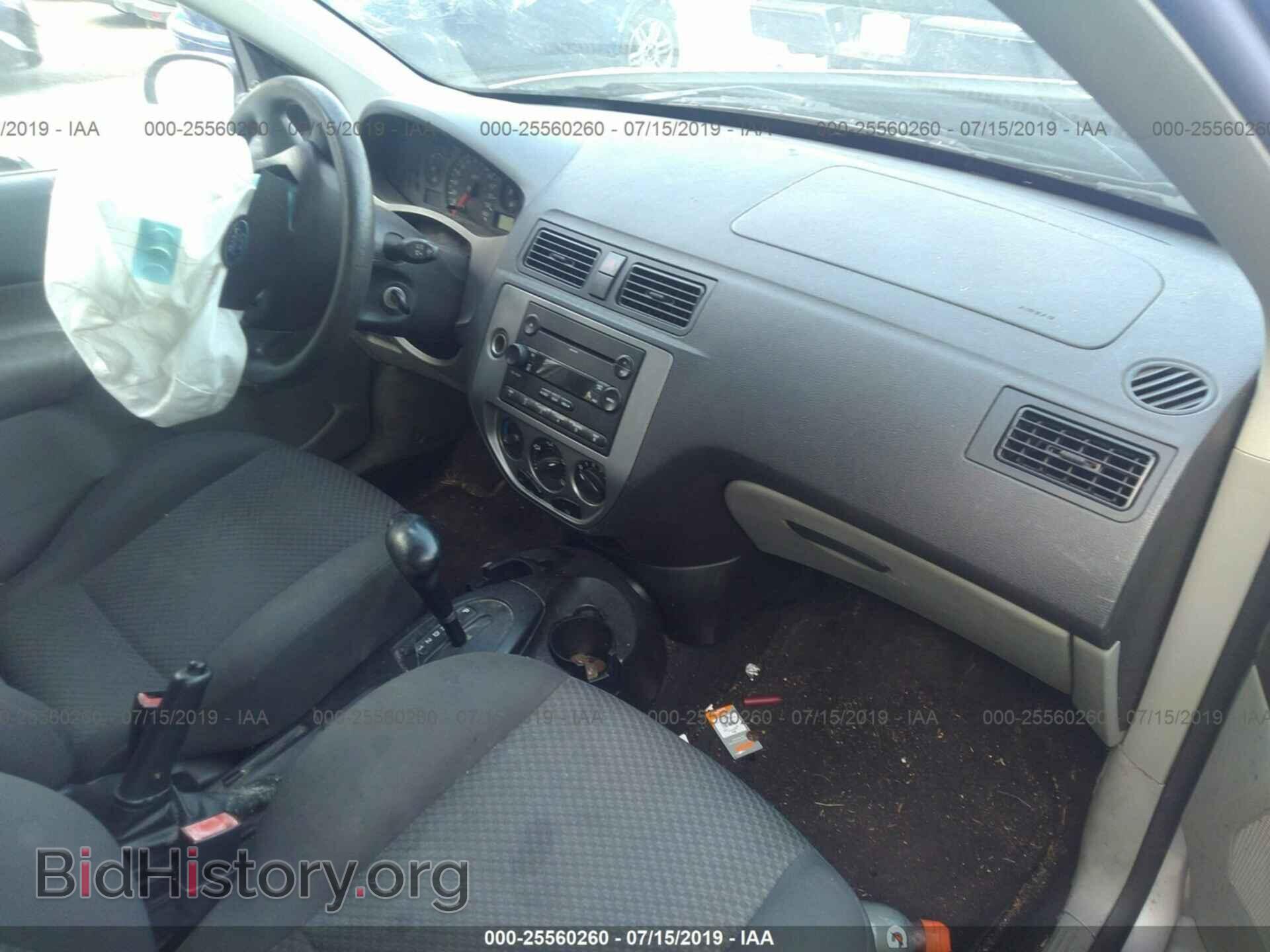 2006 FORD FOCUS - VIN: 1FAFP37NX6W121431 - Фото 5