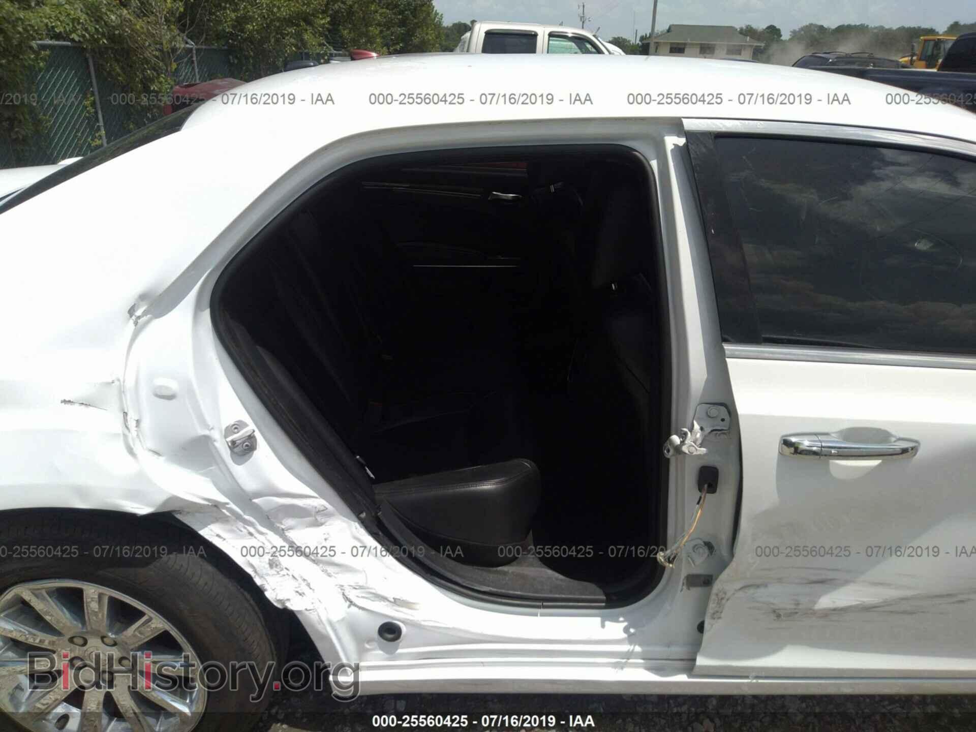 2012 CHRYSLER 300 - VIN: 2C3CCACG0CH216485 - Фото 6