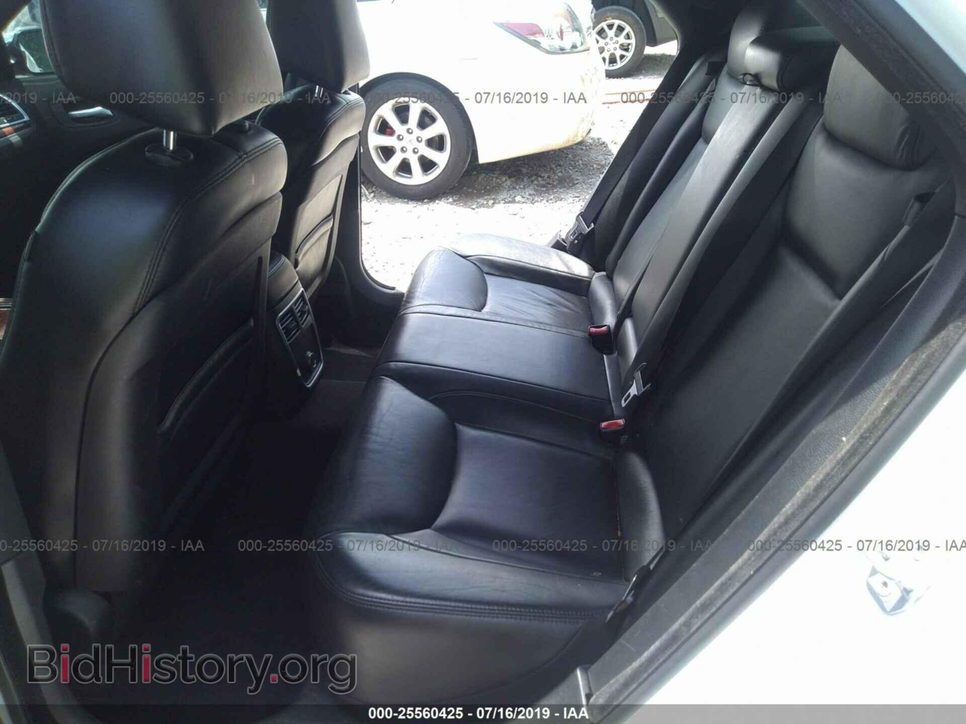2012 CHRYSLER 300 - VIN: 2C3CCACG0CH216485 - Фото 8