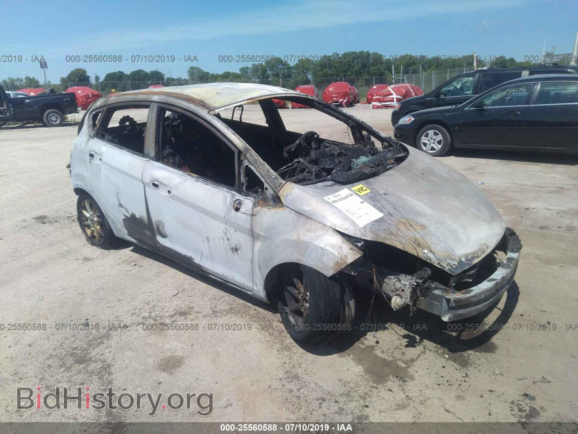 Photo 3FADP4EJ3GM165821 - FORD FIESTA 2016