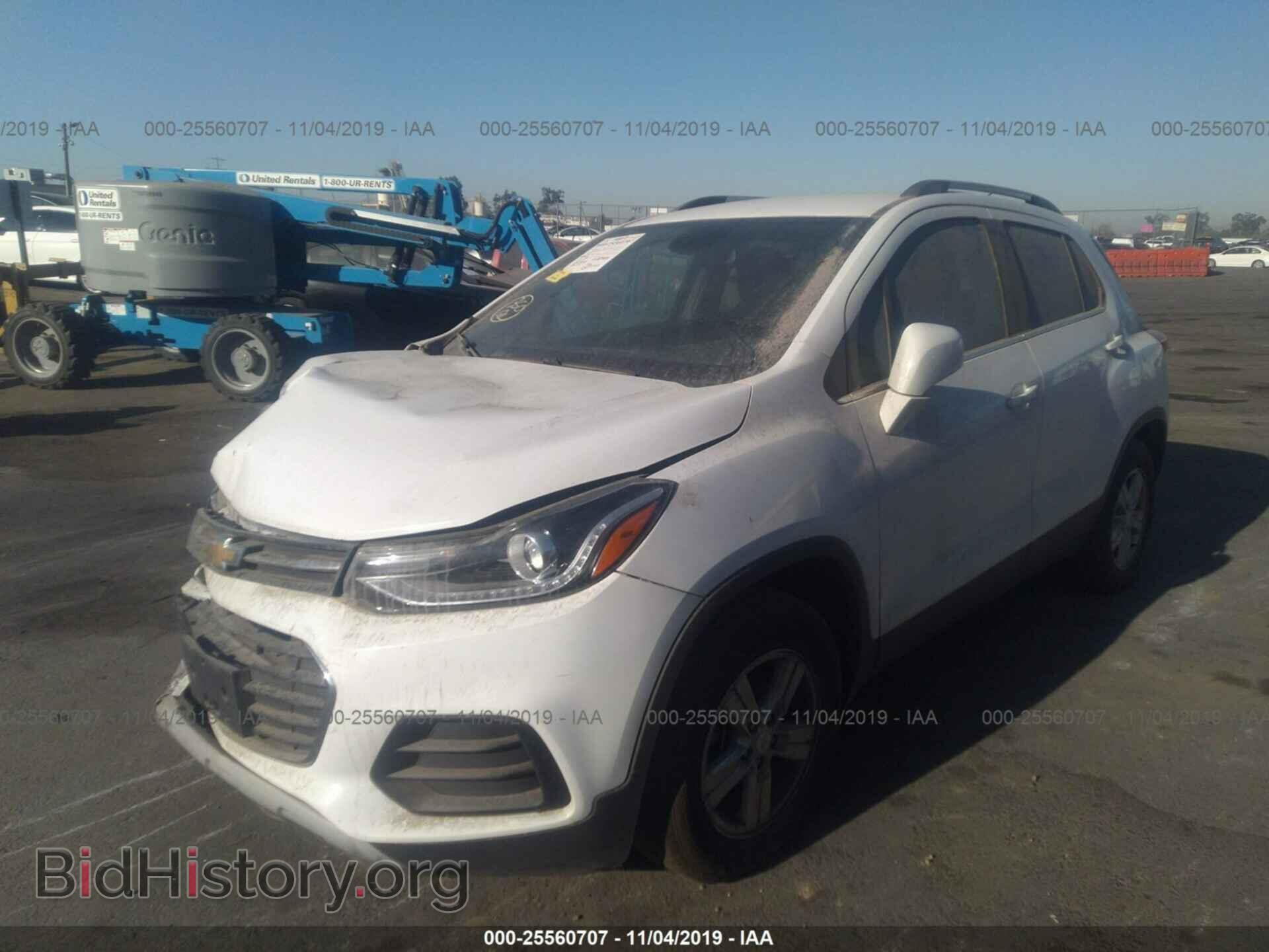 2017 CHEVROLET TRAX - VIN: 3GNCJLSB3HL212570 - Фото 2