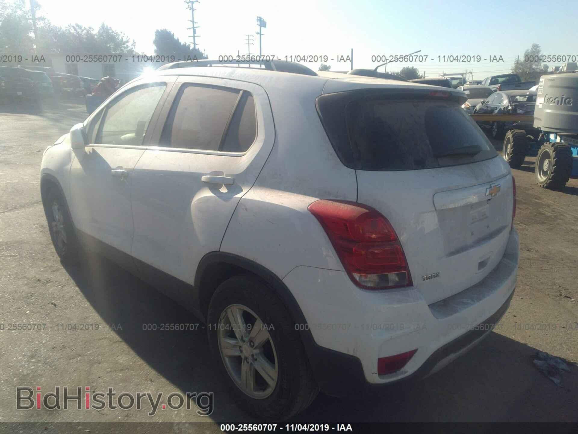 2017 CHEVROLET TRAX - VIN: 3GNCJLSB3HL212570 - Фото 3