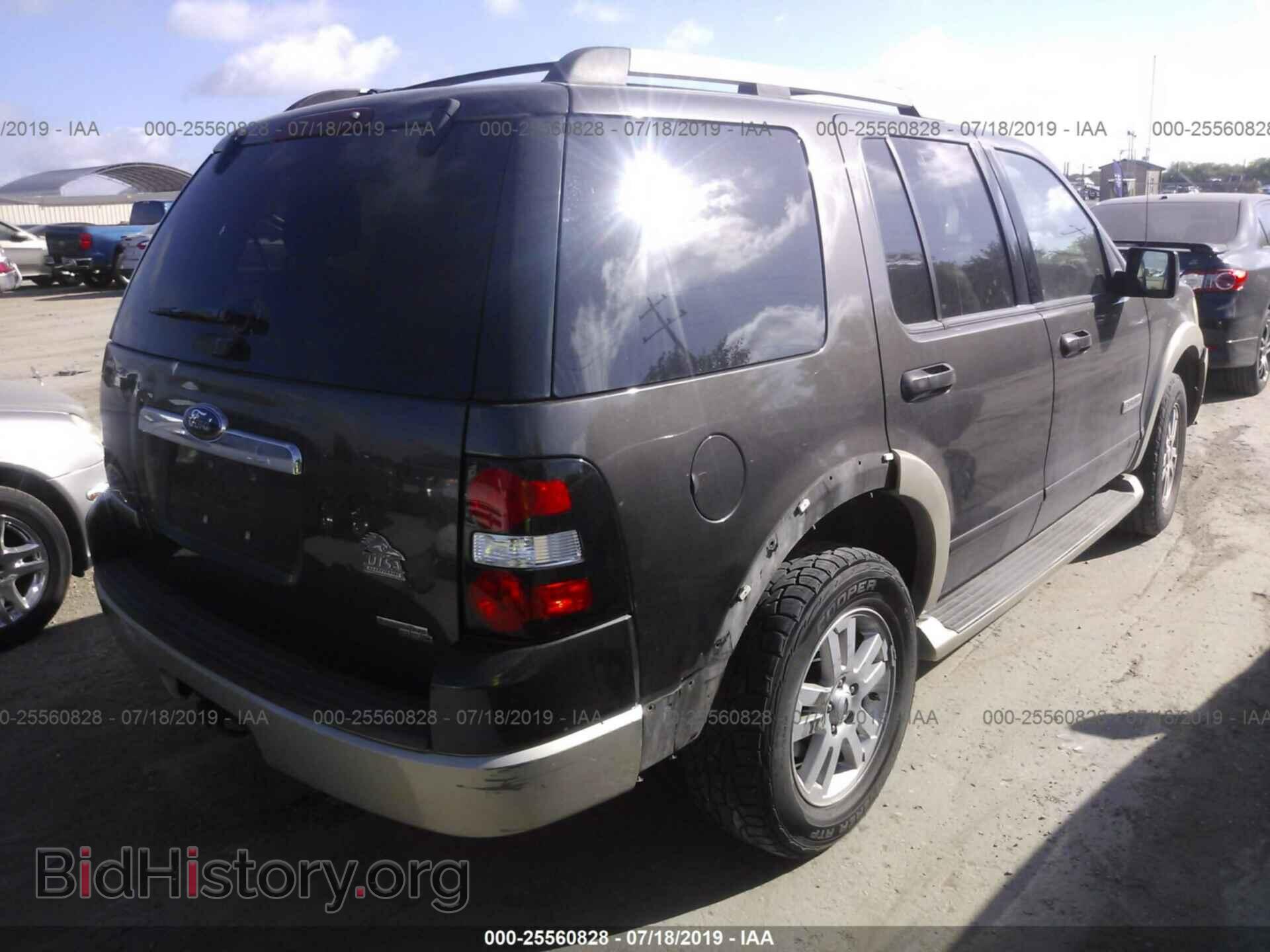 2006 FORD EXPLORER - VIN: 1FMEU64EX6UA56365 - Фото 4