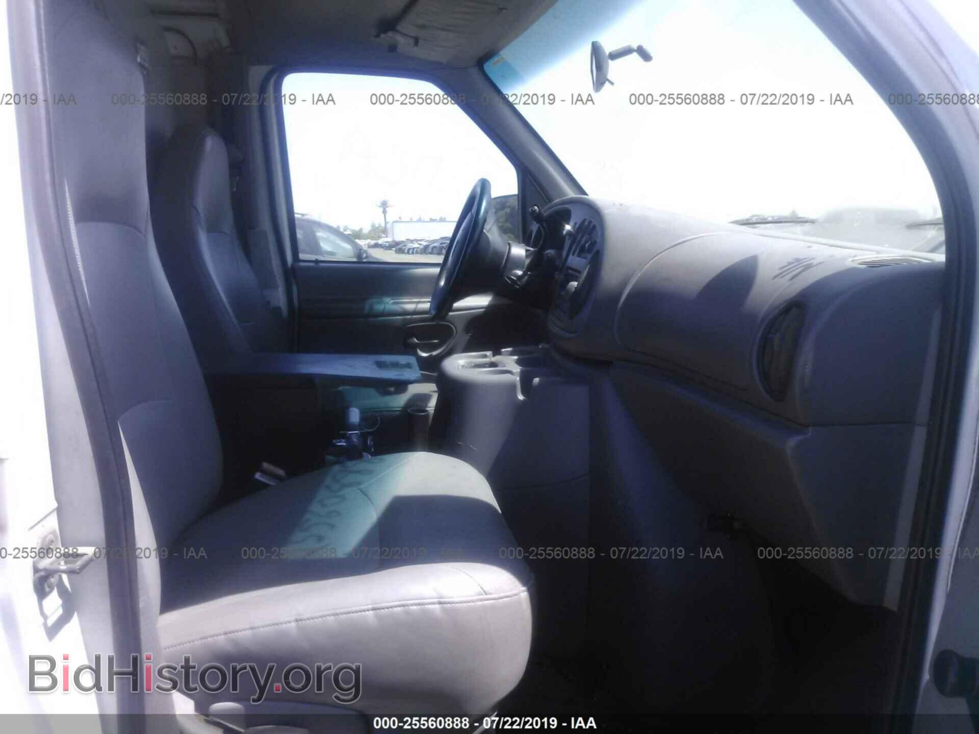 2000 FORD ECONOLINE - VIN: 1FTNE24L4YHB77221 - Photo 5