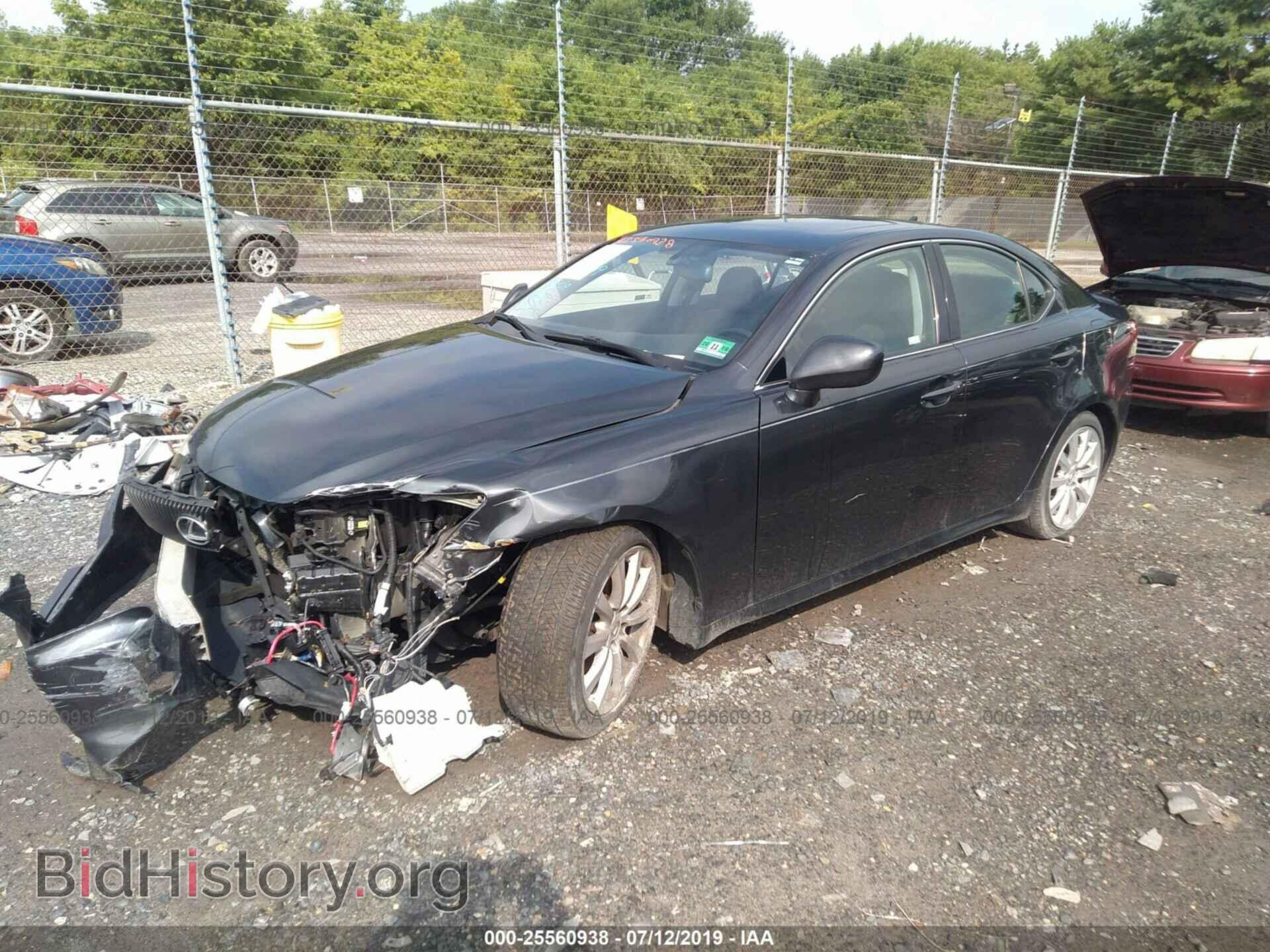 2008 LEXUS IS - VIN: JTHCK262X85026355 - Фото 2