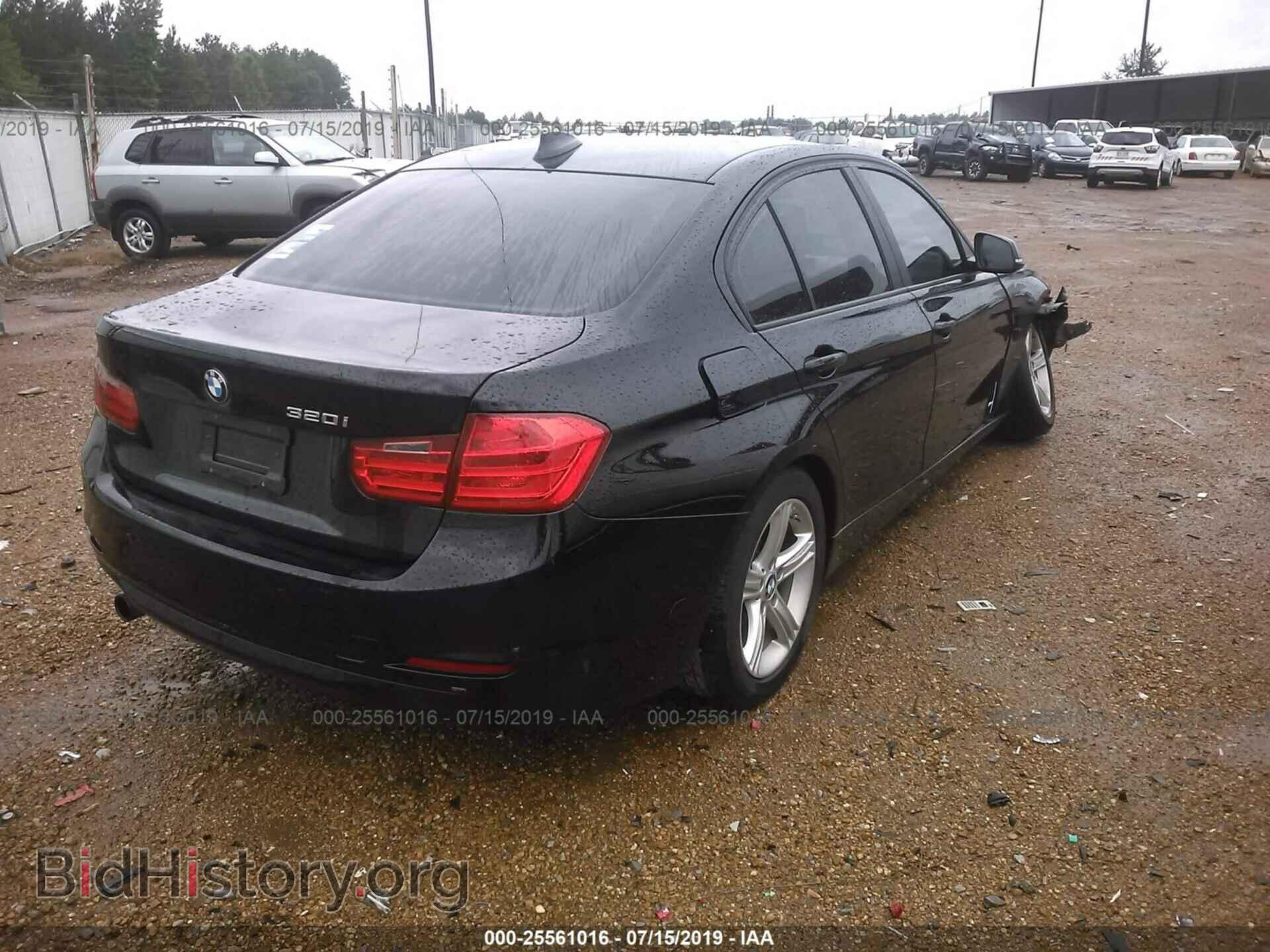 2015 BMW 320 - VIN: WBA3B1C56FK136552 - Фото 4