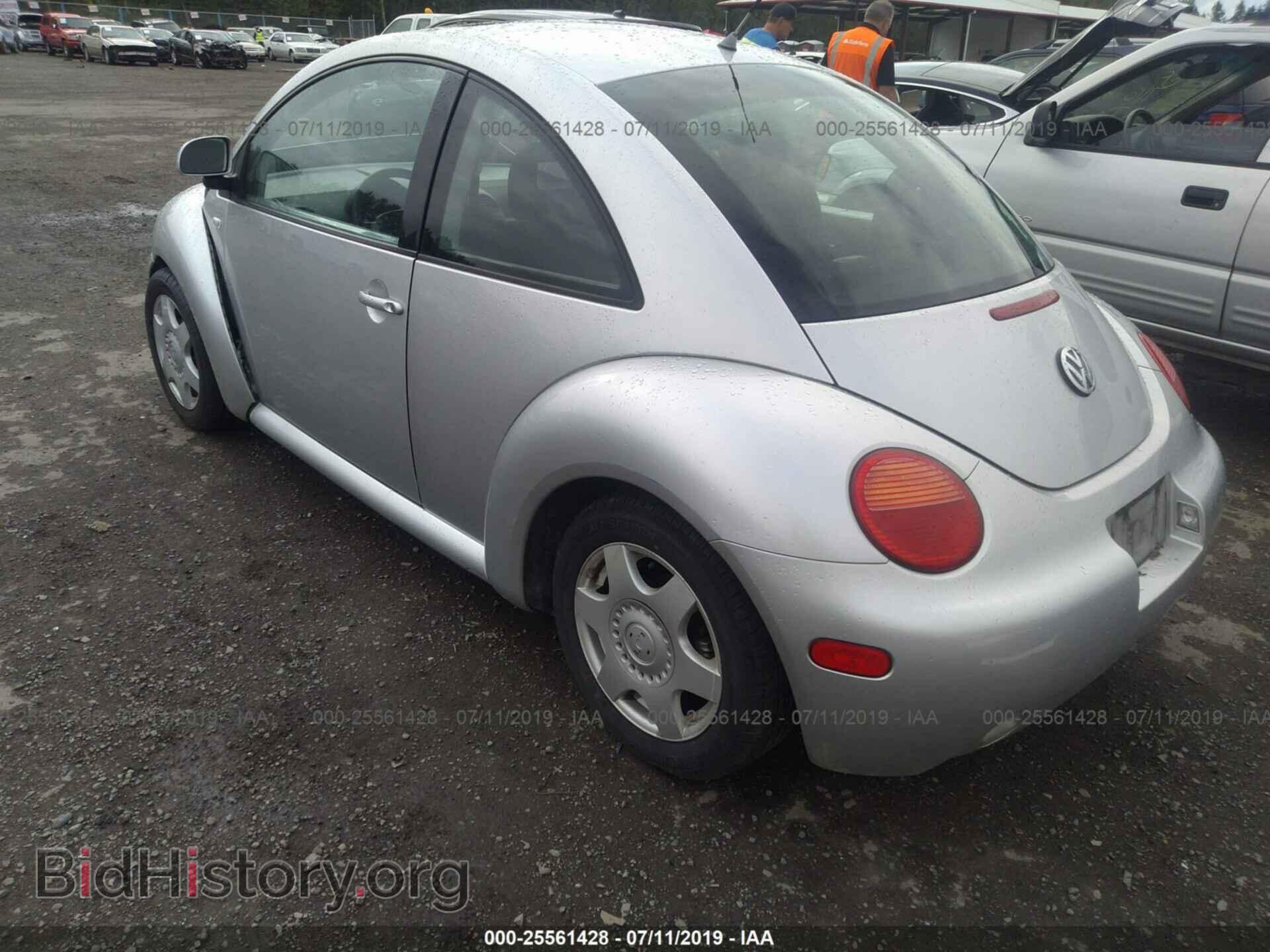2000 VOLKSWAGEN NEW BEETLE - VIN: 3VWCA21C8YM410176 - Фото 3