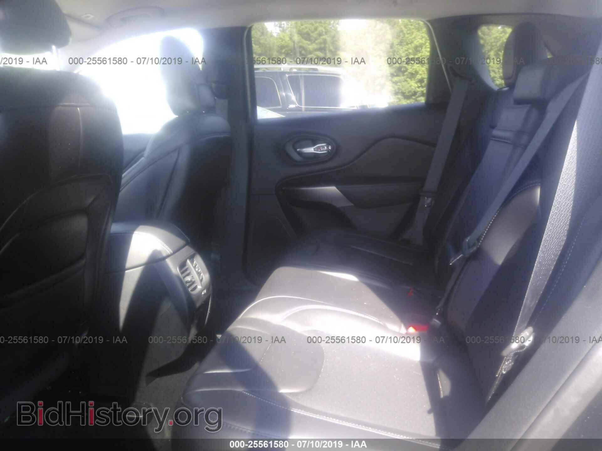 2019 JEEP CHEROKEE - VIN: 1C4PJLLB0KD312728 - Photo 8