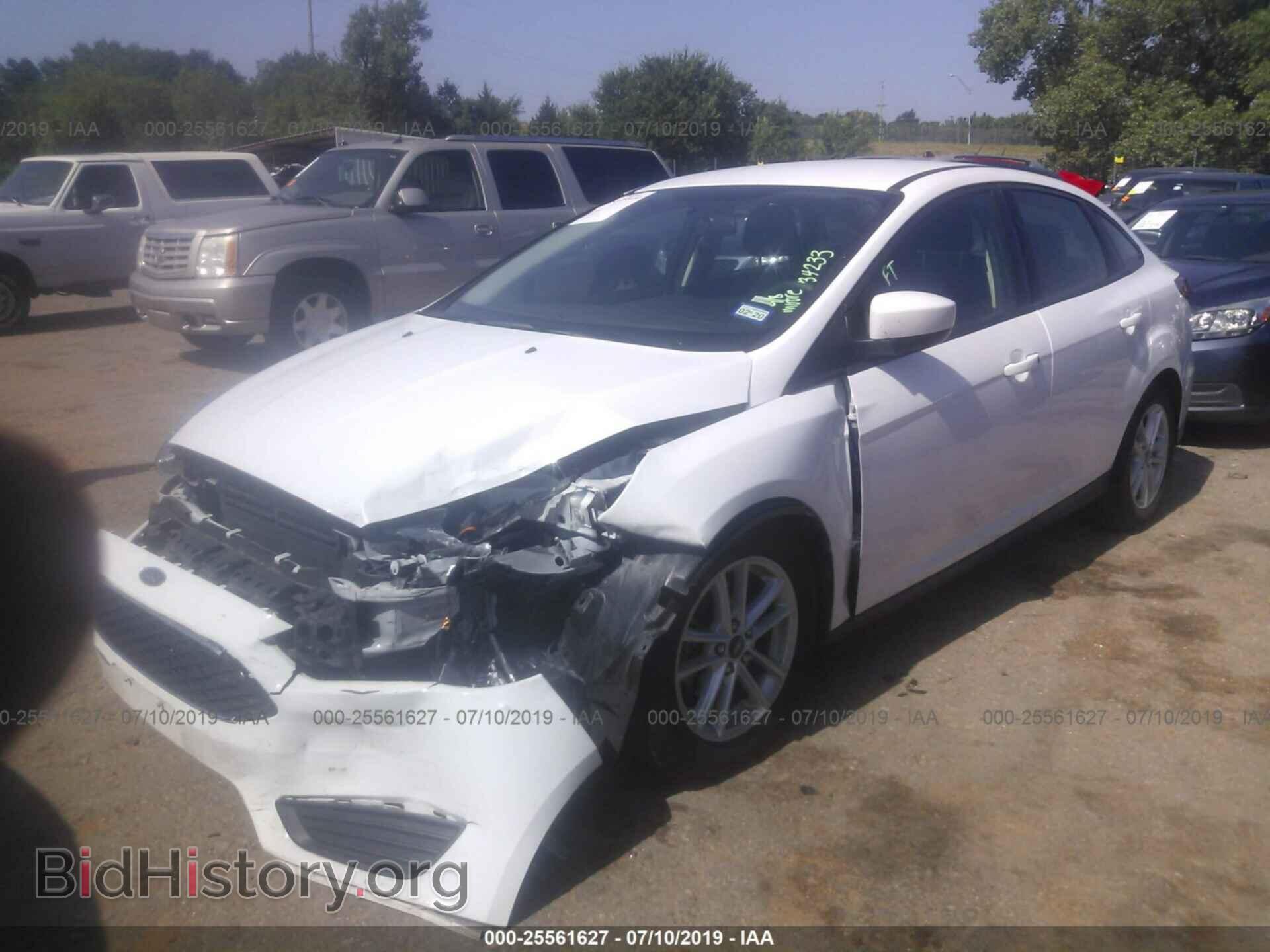 2018 FORD FOCUS - VIN: 1FADP3F21JL295025 - Фото 2