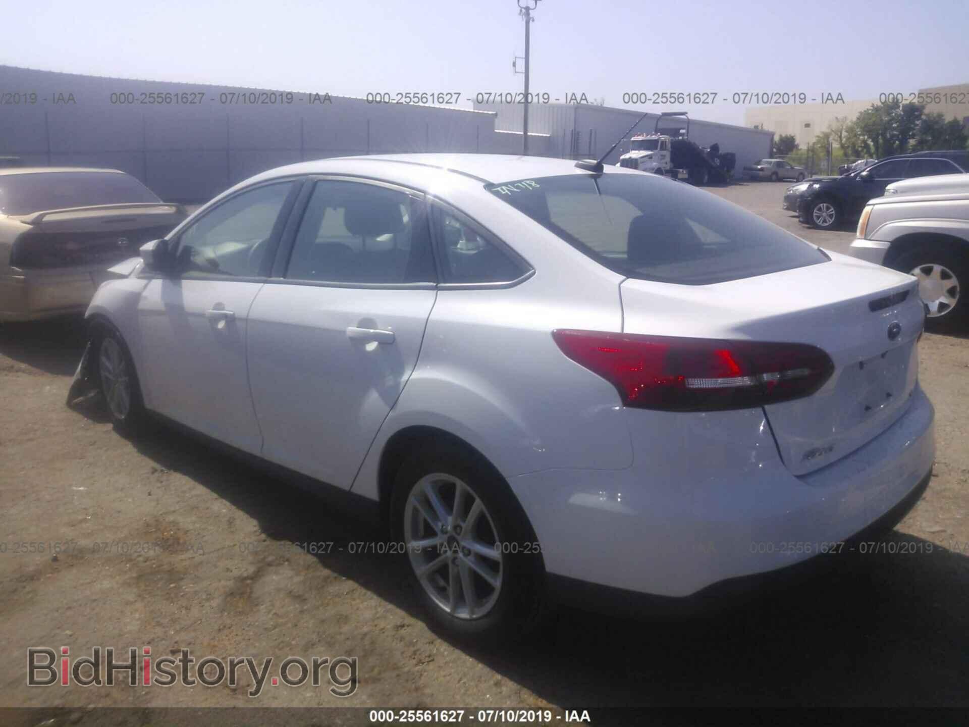 2018 FORD FOCUS - VIN: 1FADP3F21JL295025 - Фото 3
