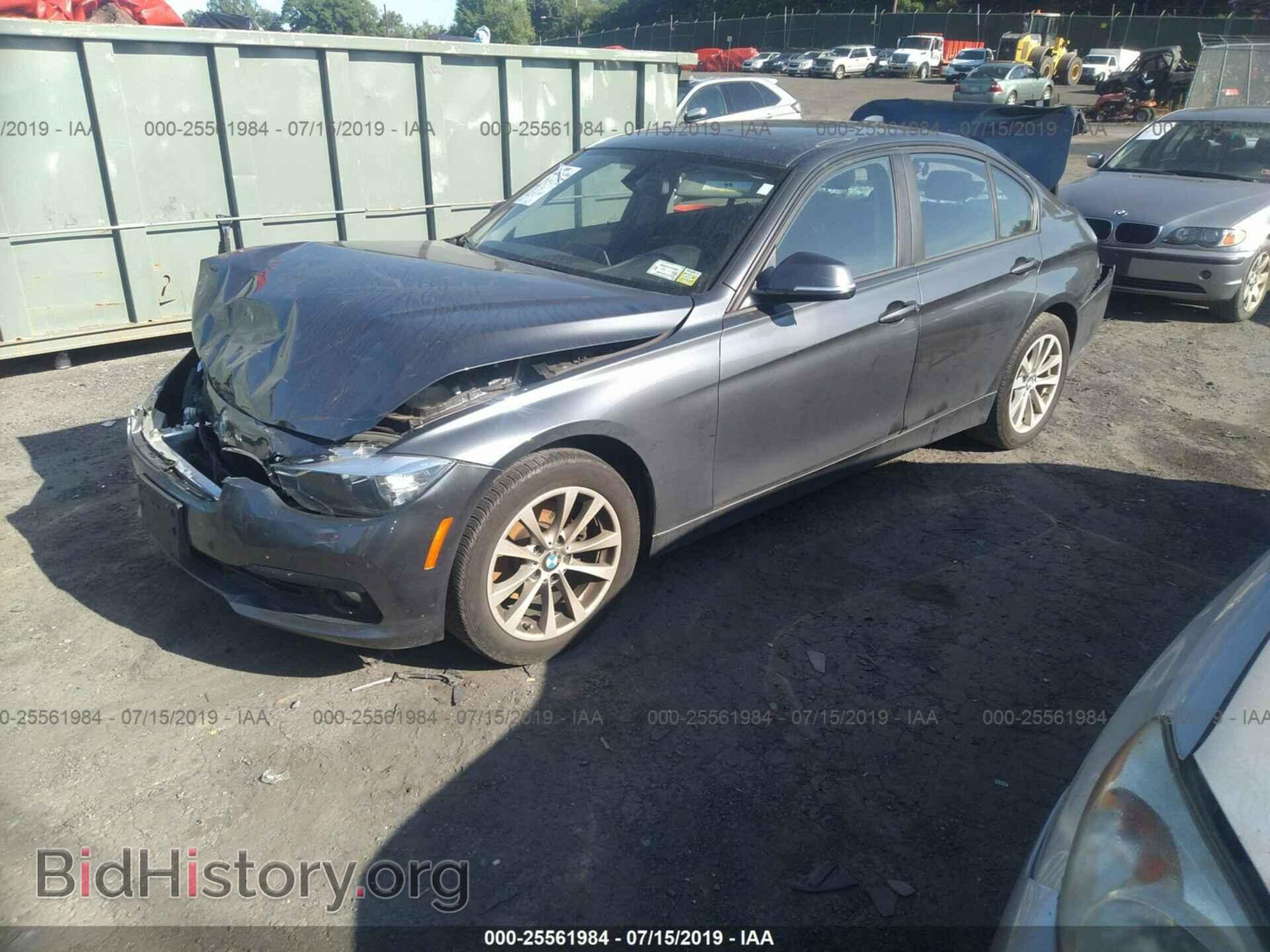 2017 BMW 320 - VIN: WBA8E5G38HNU45390 - Photo 2
