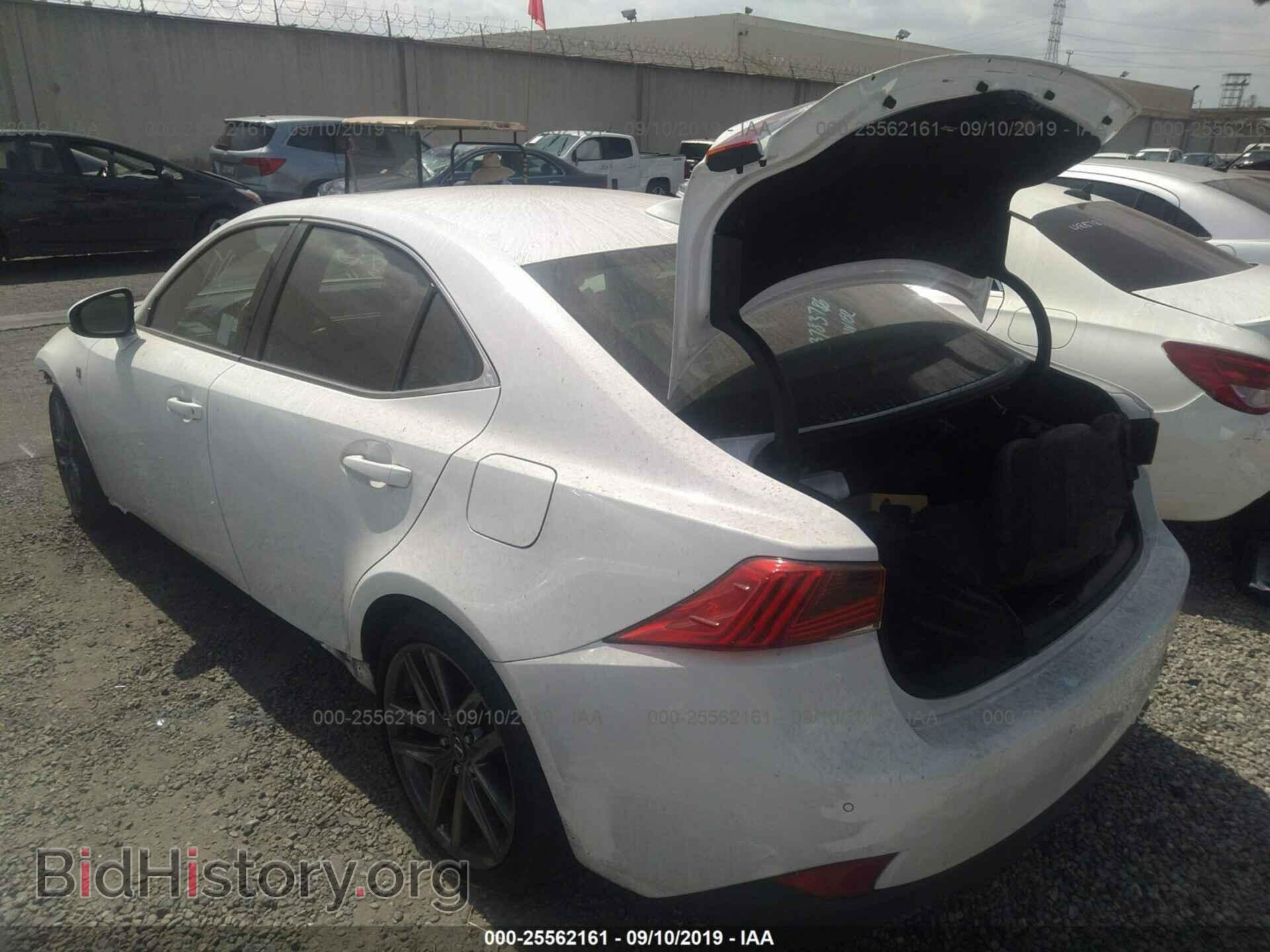 2018 LEXUS IS - VIN: JTHBA1D25J5079479 - Фото 3