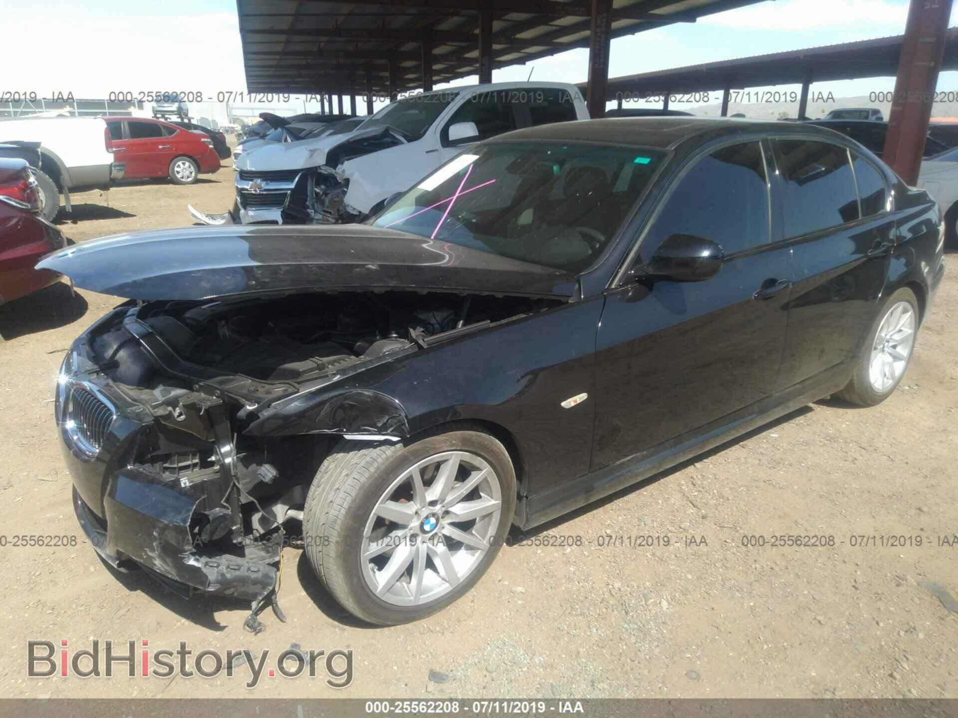 2011 BMW 328 - VIN: WBAPH5G59BNM81102 - Фото 2