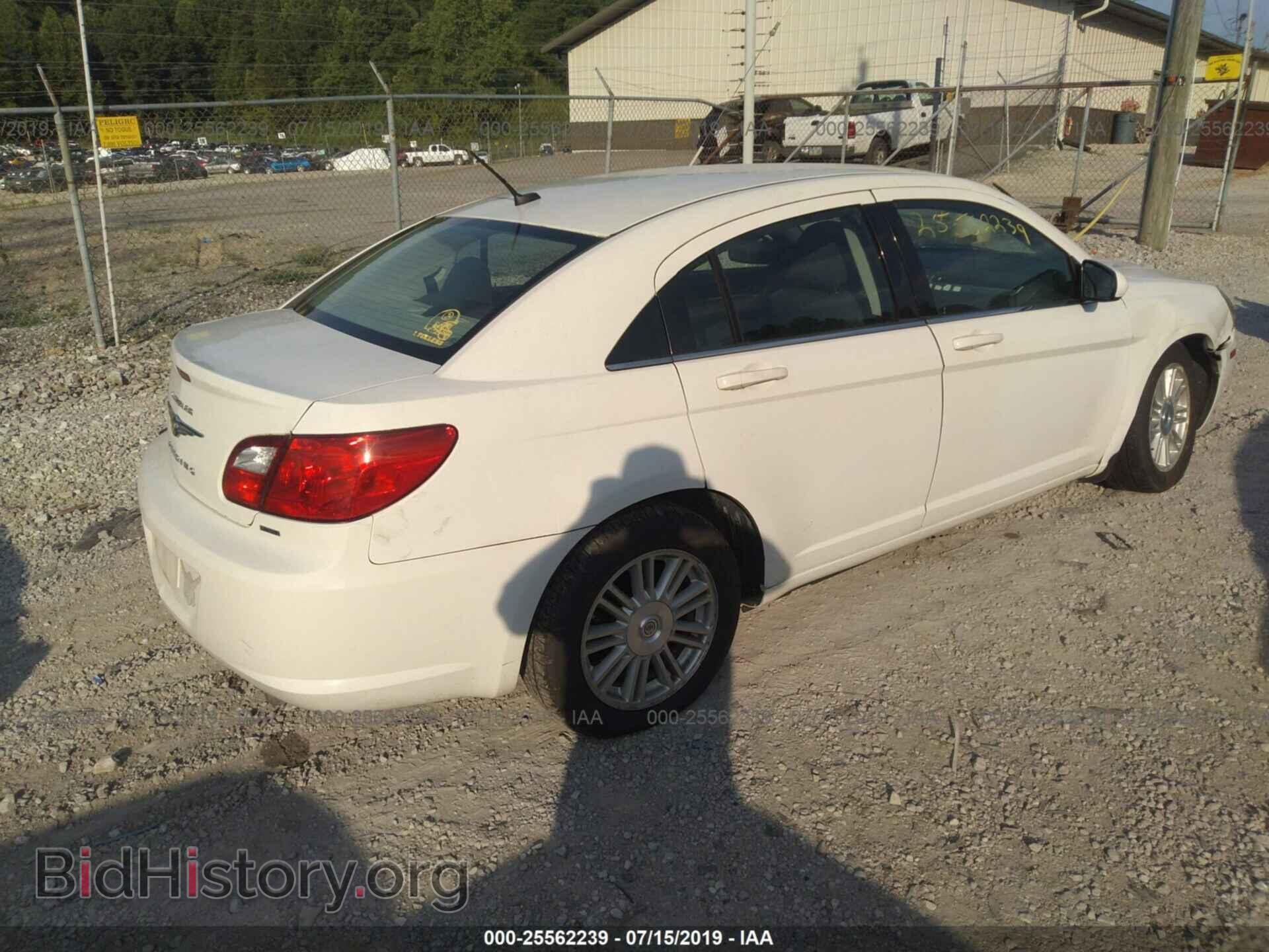 2009 CHRYSLER SEBRING - VIN: 1C3LC56B99N567242 - Фото 4