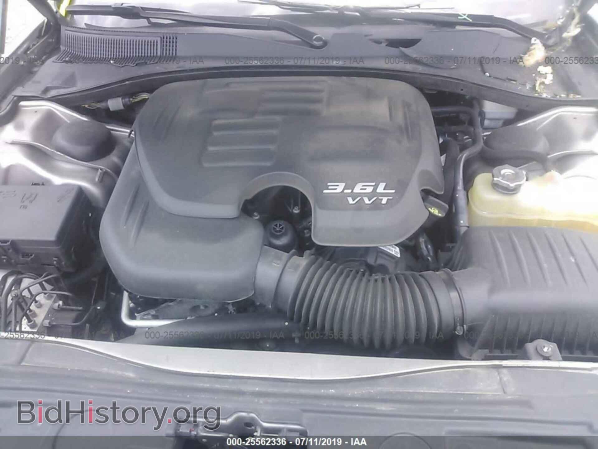2014 CHRYSLER 300 - VIN: 2C3CCARG8EH142159 - Фото 10