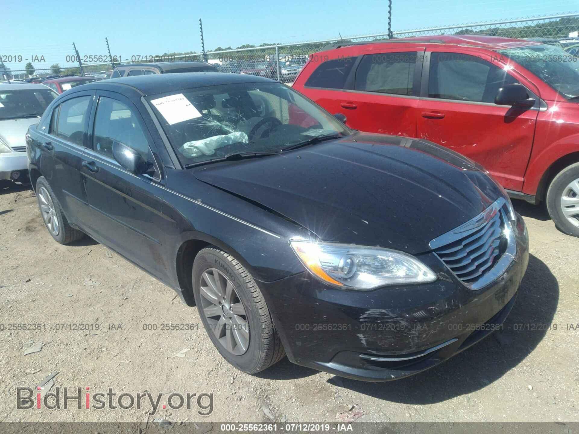Photo 1C3CCBBG2DN703445 - CHRYSLER 200 2013