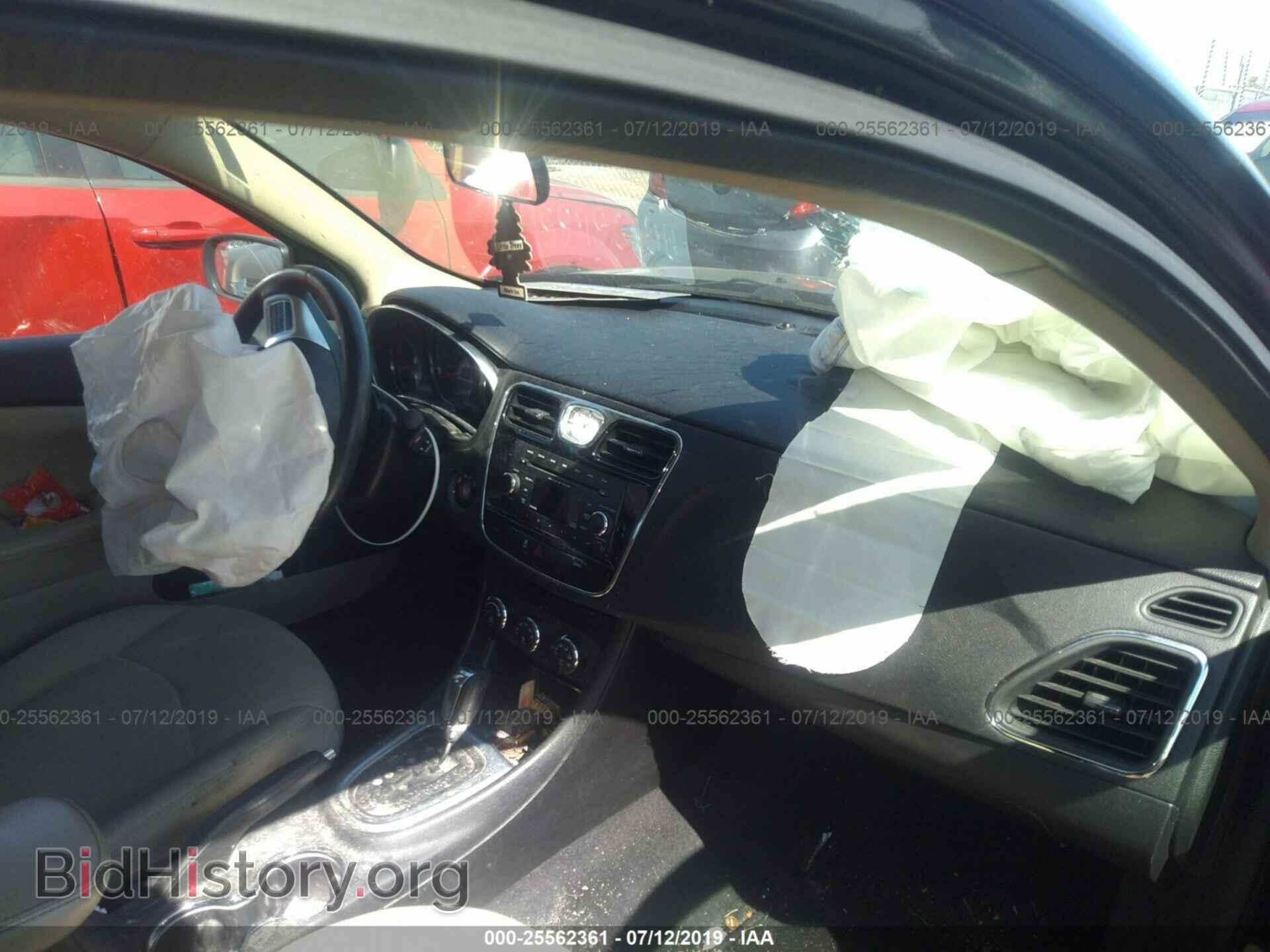 2013 CHRYSLER 200 - VIN: 1C3CCBBG2DN703445 - Photo 5