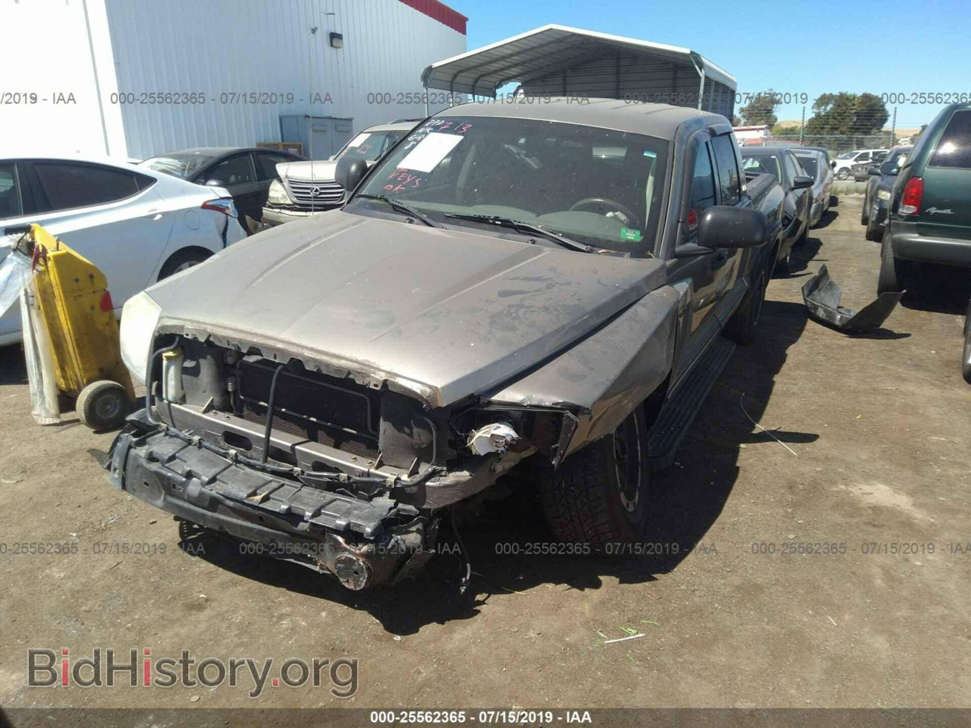 2006 DODGE DAKOTA - VIN: 1D7HE48N06S643799 - Фото 2
