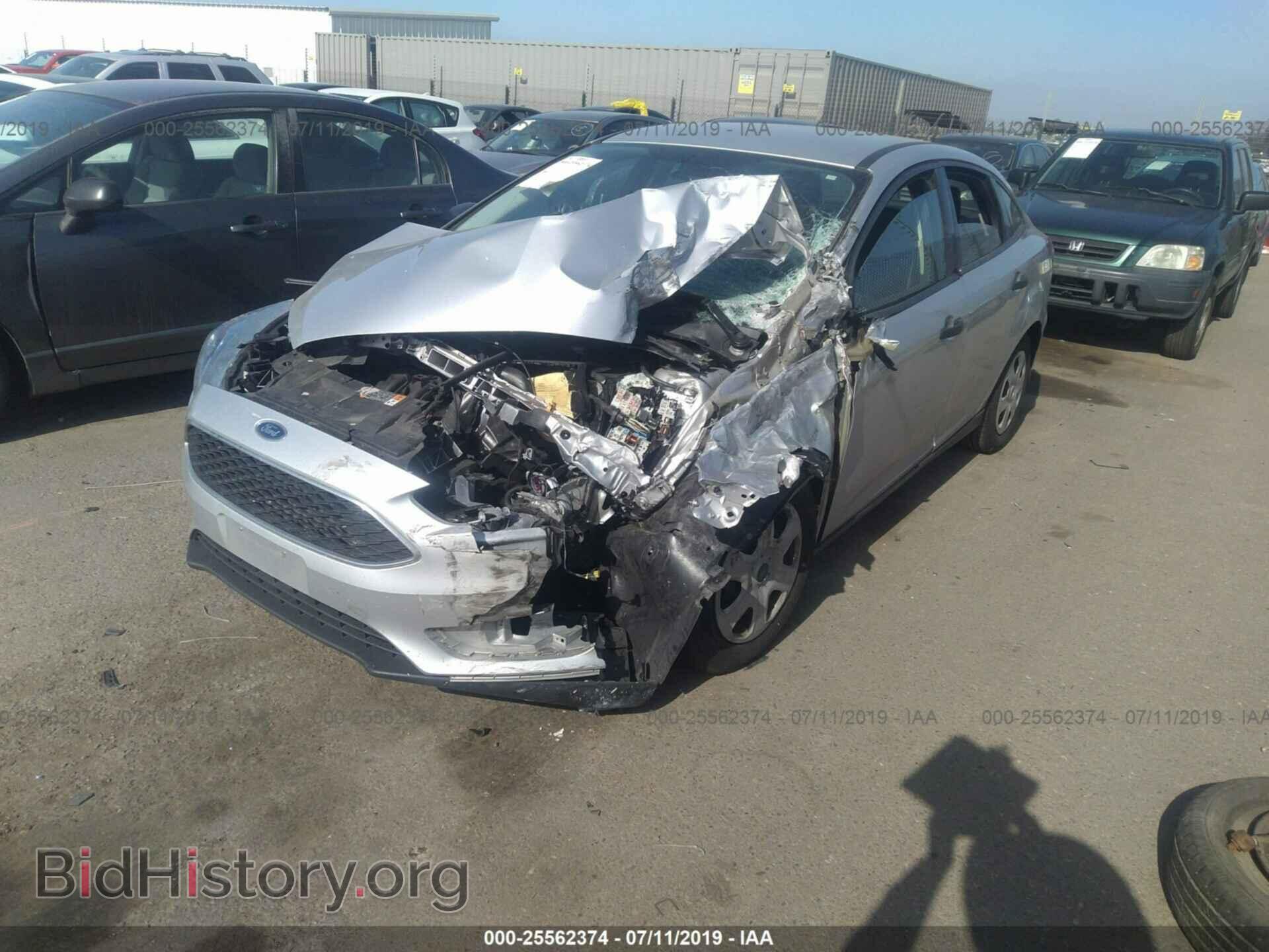 2016 FORD FOCUS - VIN: 1FADP3E22GL399159 - Фото 2